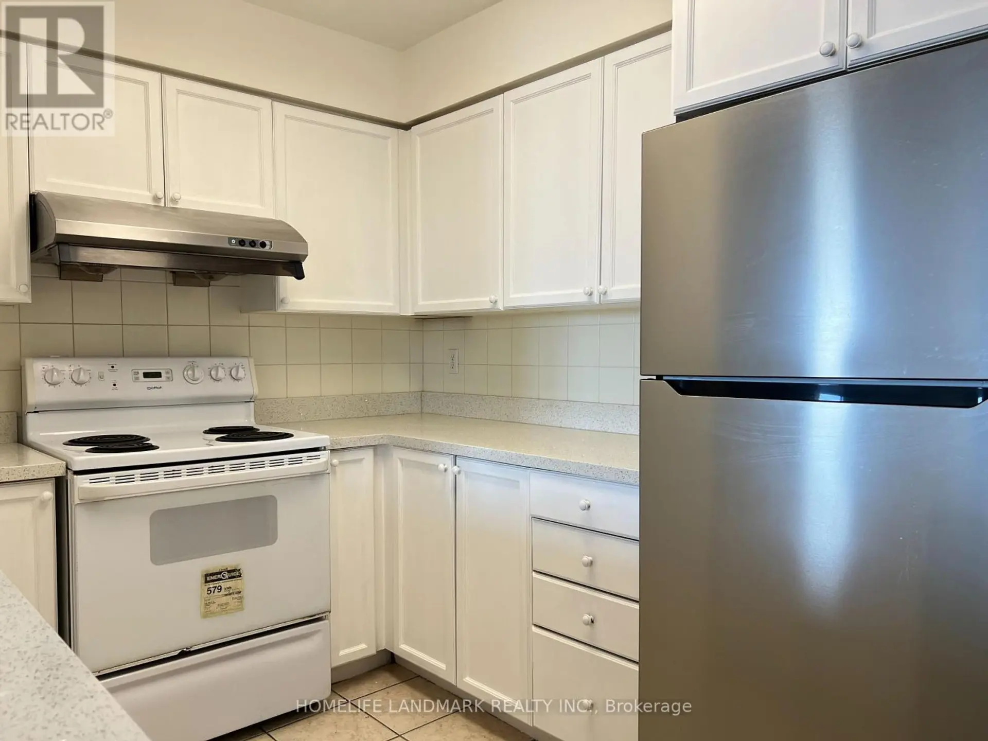 #909 28 EMPRESS AVENUE - Image 3