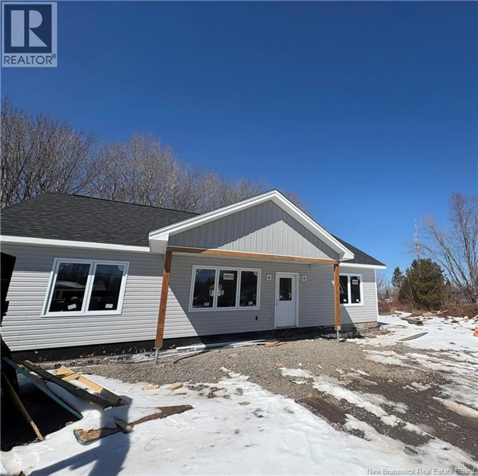 35 AVE LAUZA - Image 6