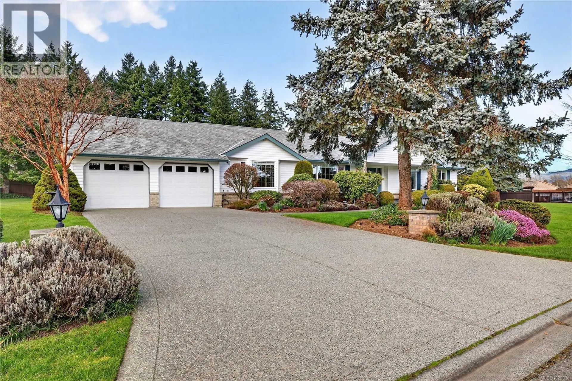 Property at 2257 Tarn Pl, Duncan, BC