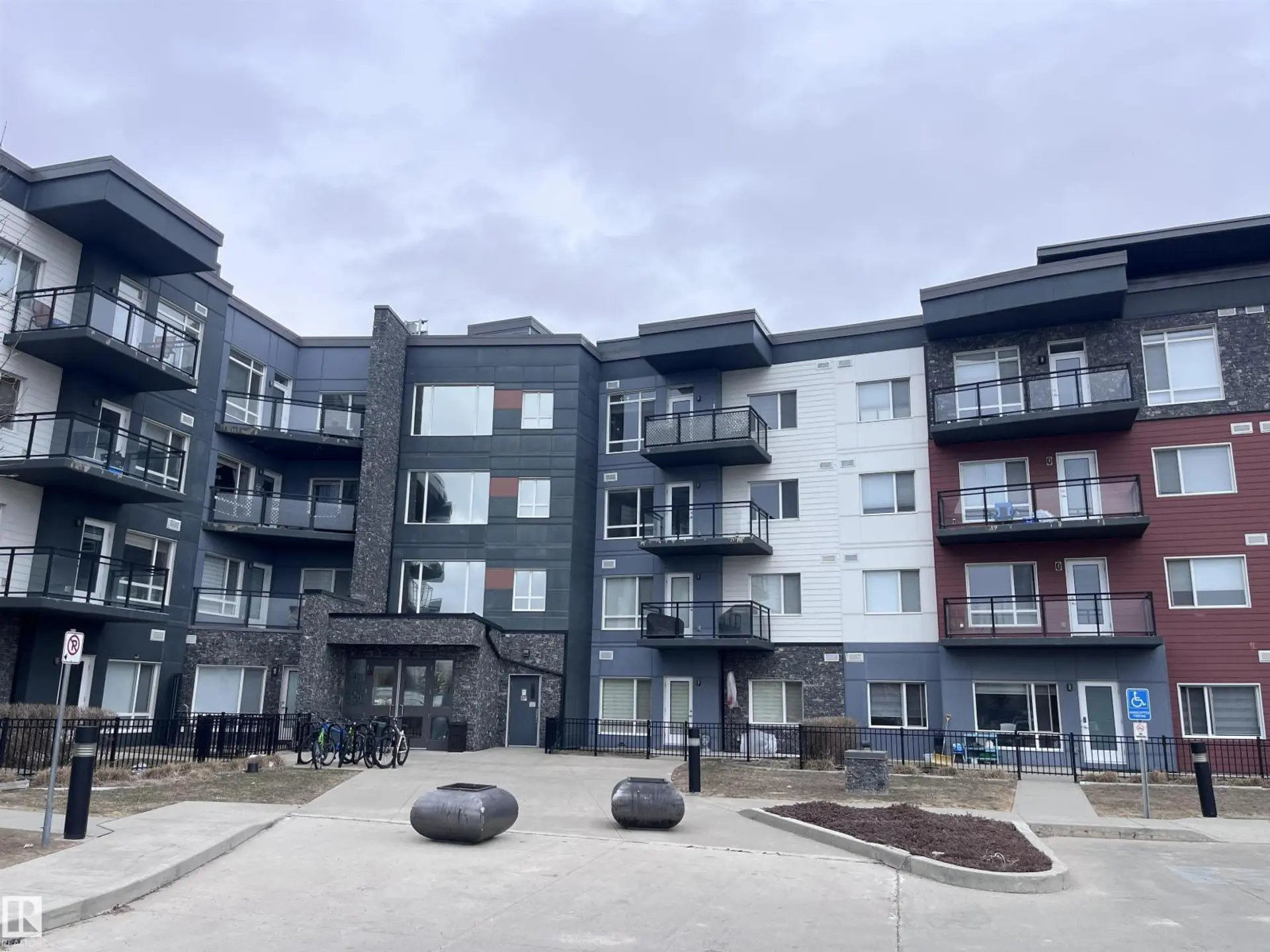 Property at 7508 GETTY GATE NW, Edmonton, AB