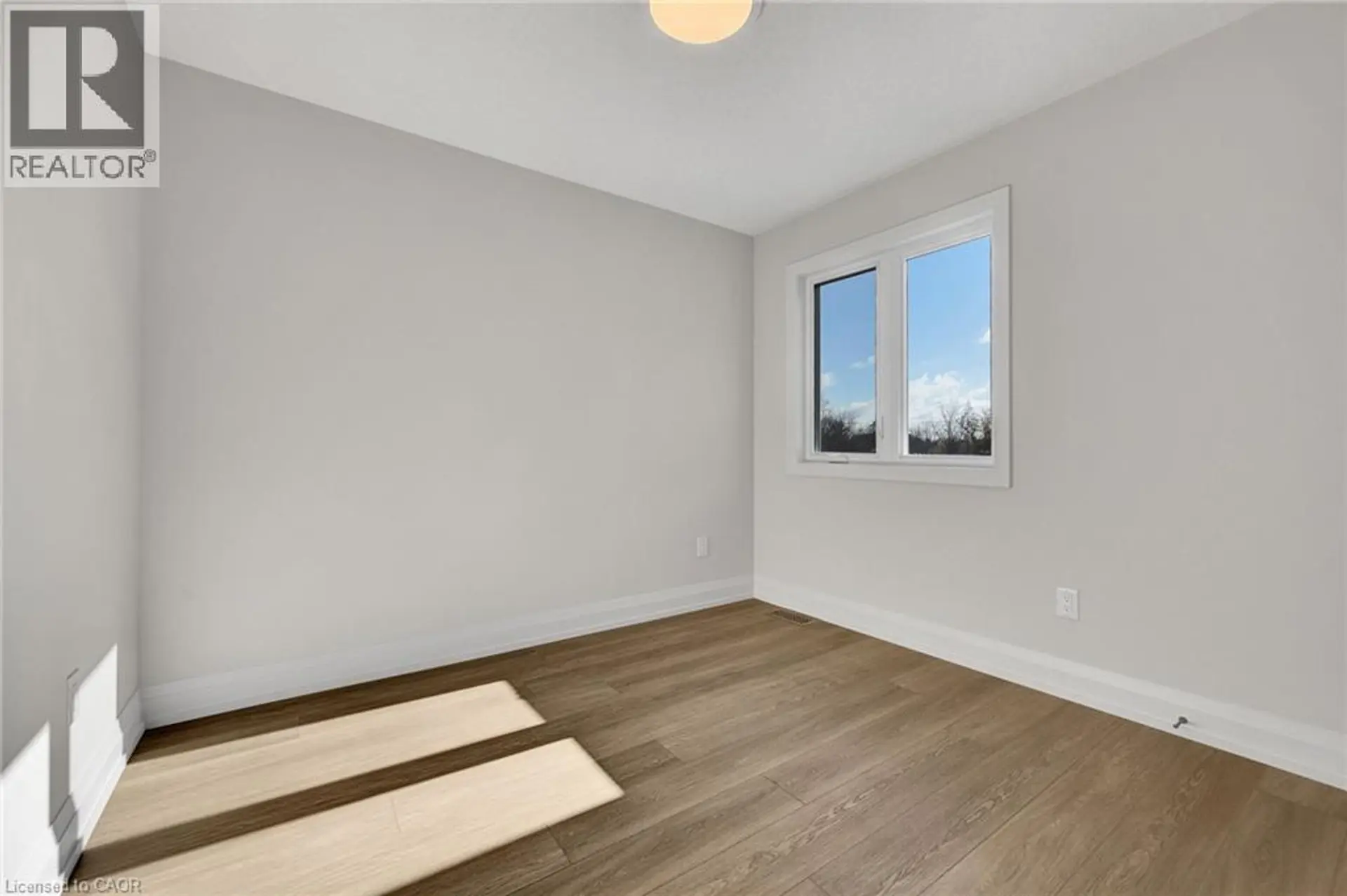 #218 800 MYERS Road - Image 11