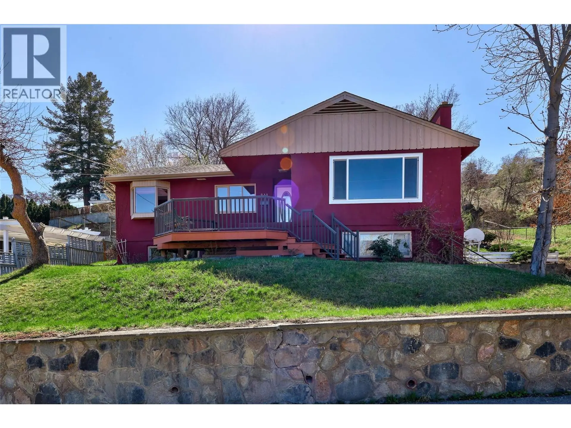 Property at 211 Connaught Road, Kamloops, BC
