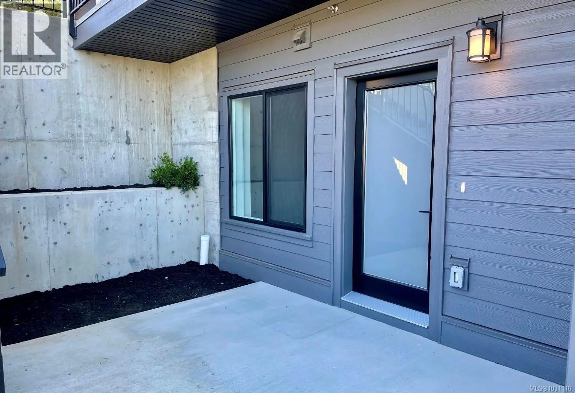 Property at #100B 3800 BURDE ST, Port Alberni, BC