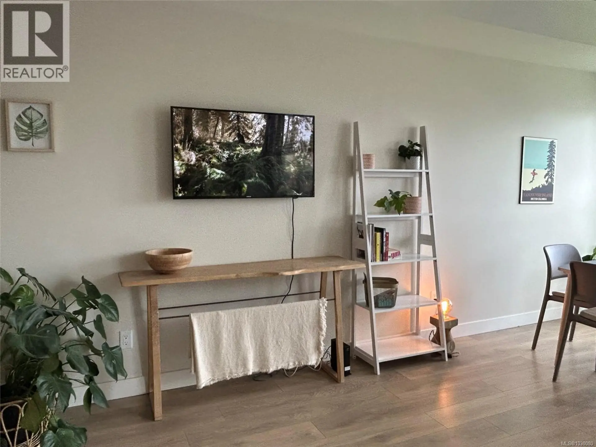 Property at #301 613 HERALD ST, Victoria, BC