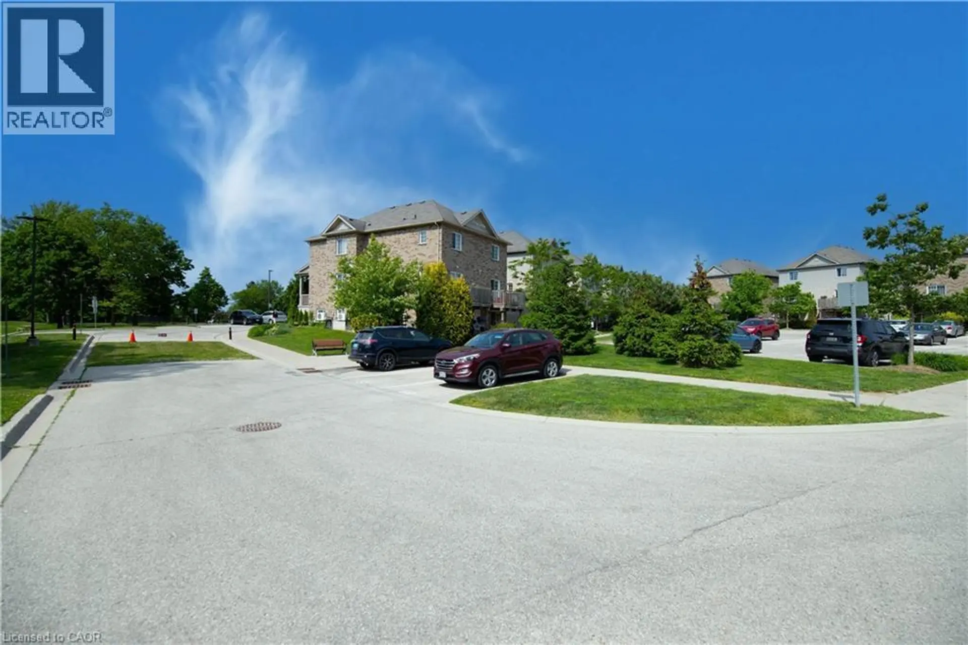 #121 35 MOUNTFORD Drive - Image 4