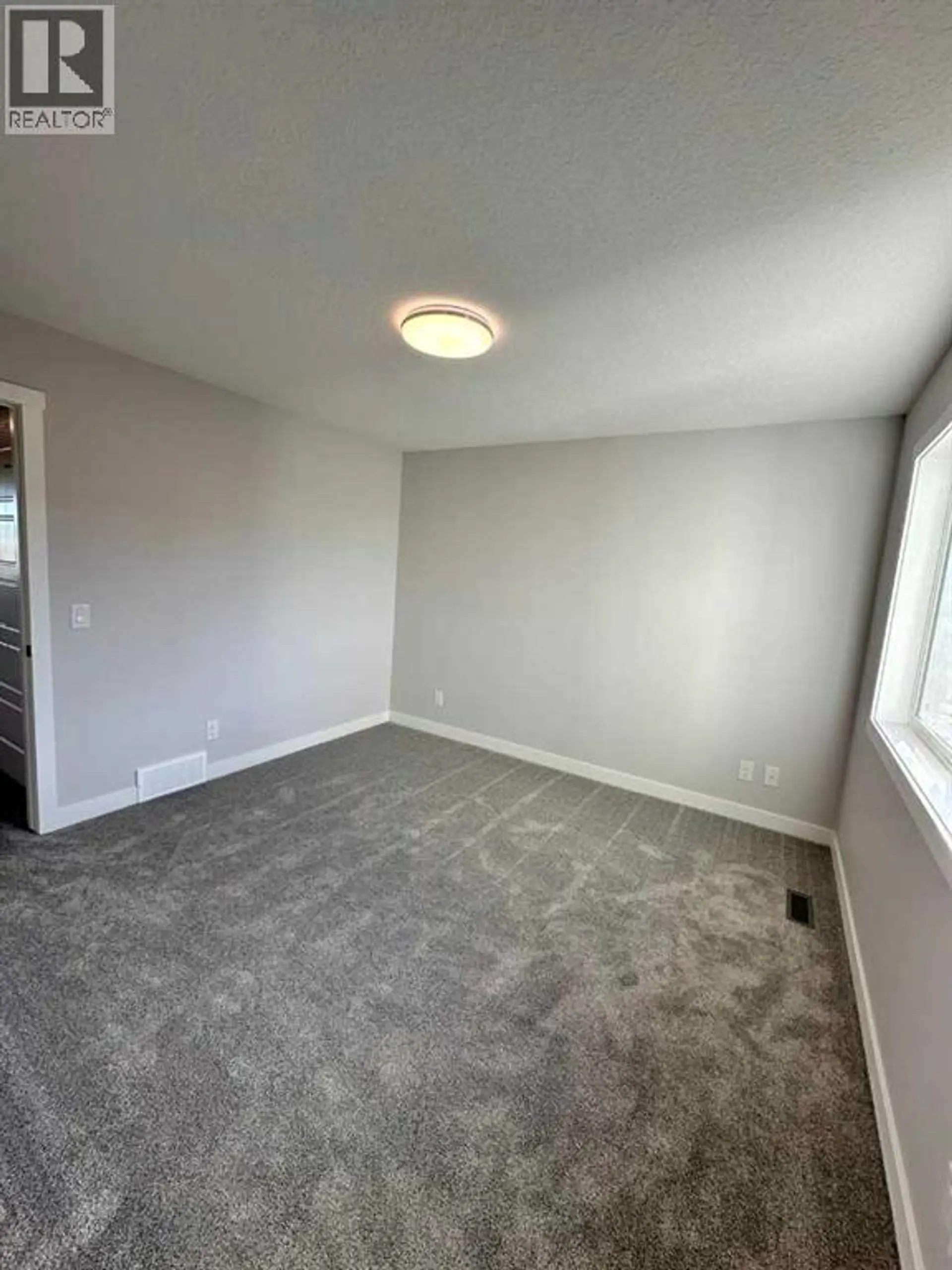 1189 WATERFORD DRIVE - Image 12