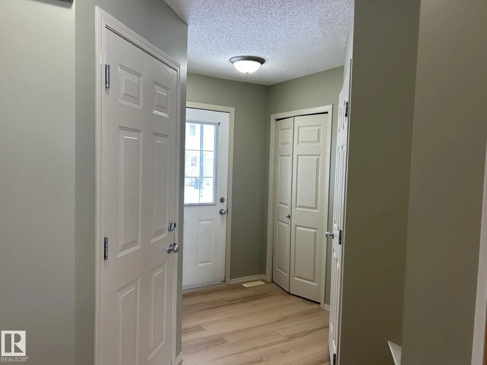 #112 4350 23 ST NW - Image 6