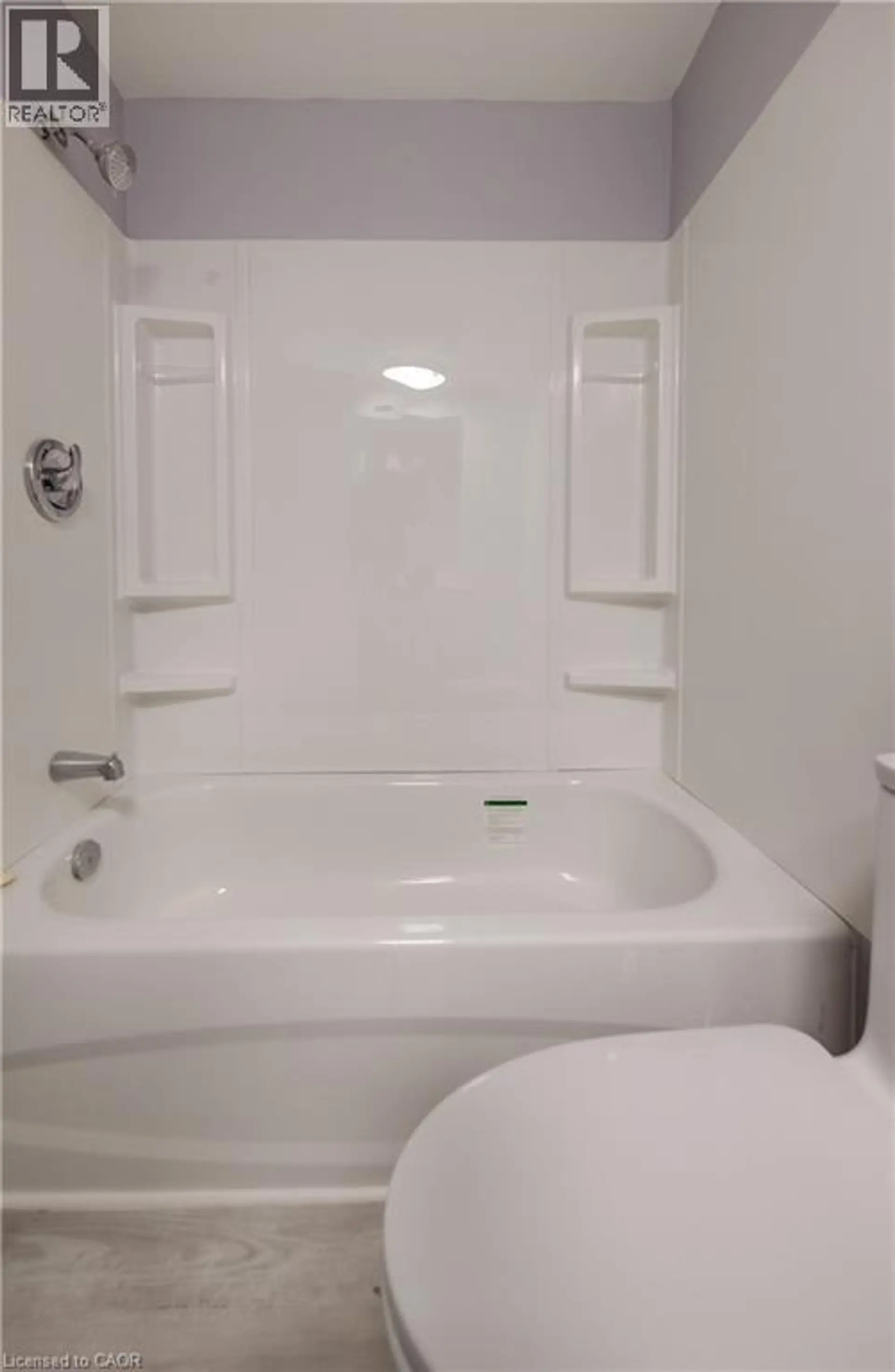 #18 249 CEDARBRAE AVENUE - Image 11