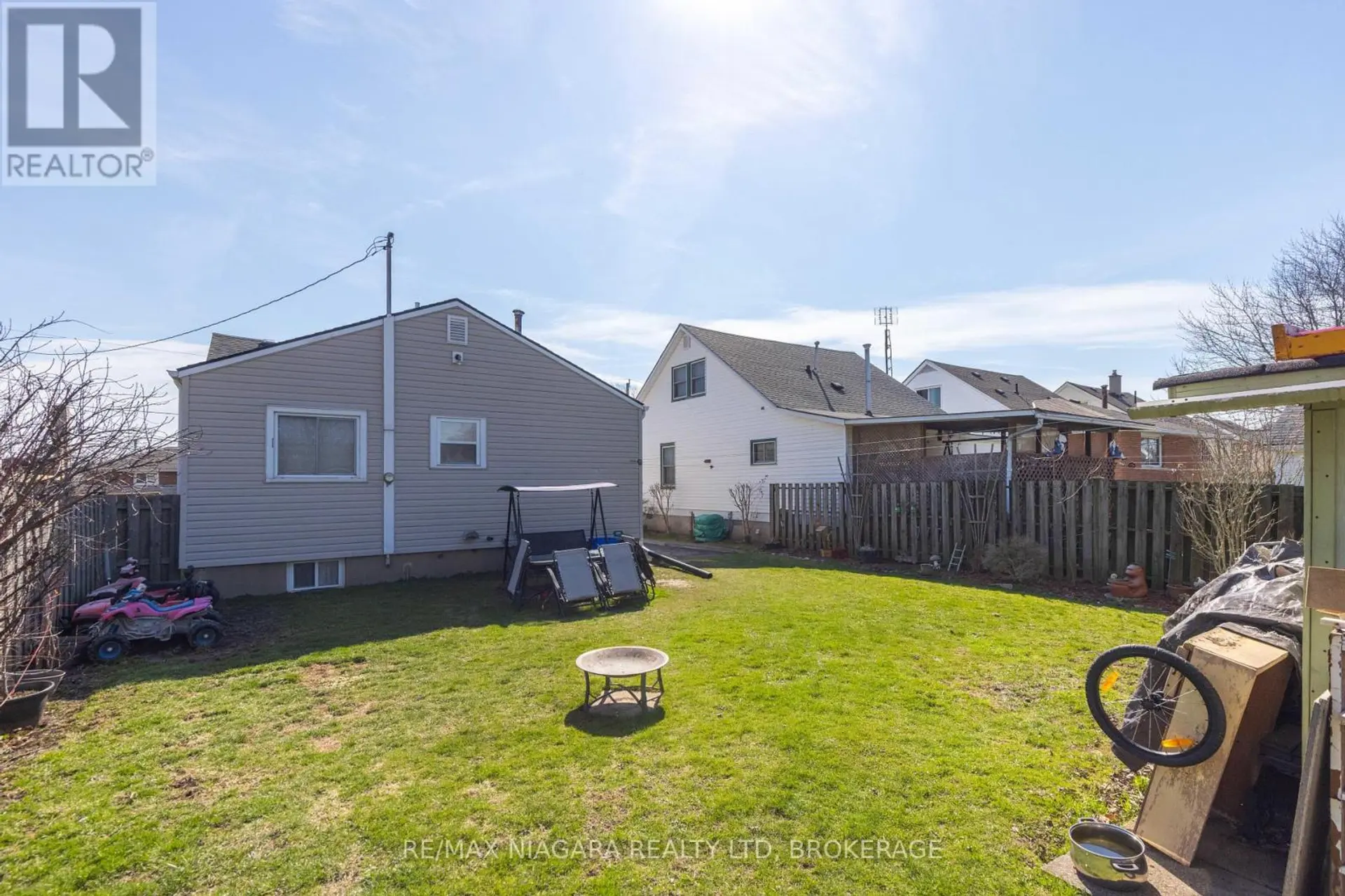 42 DOUGLAS STREET - Image 13