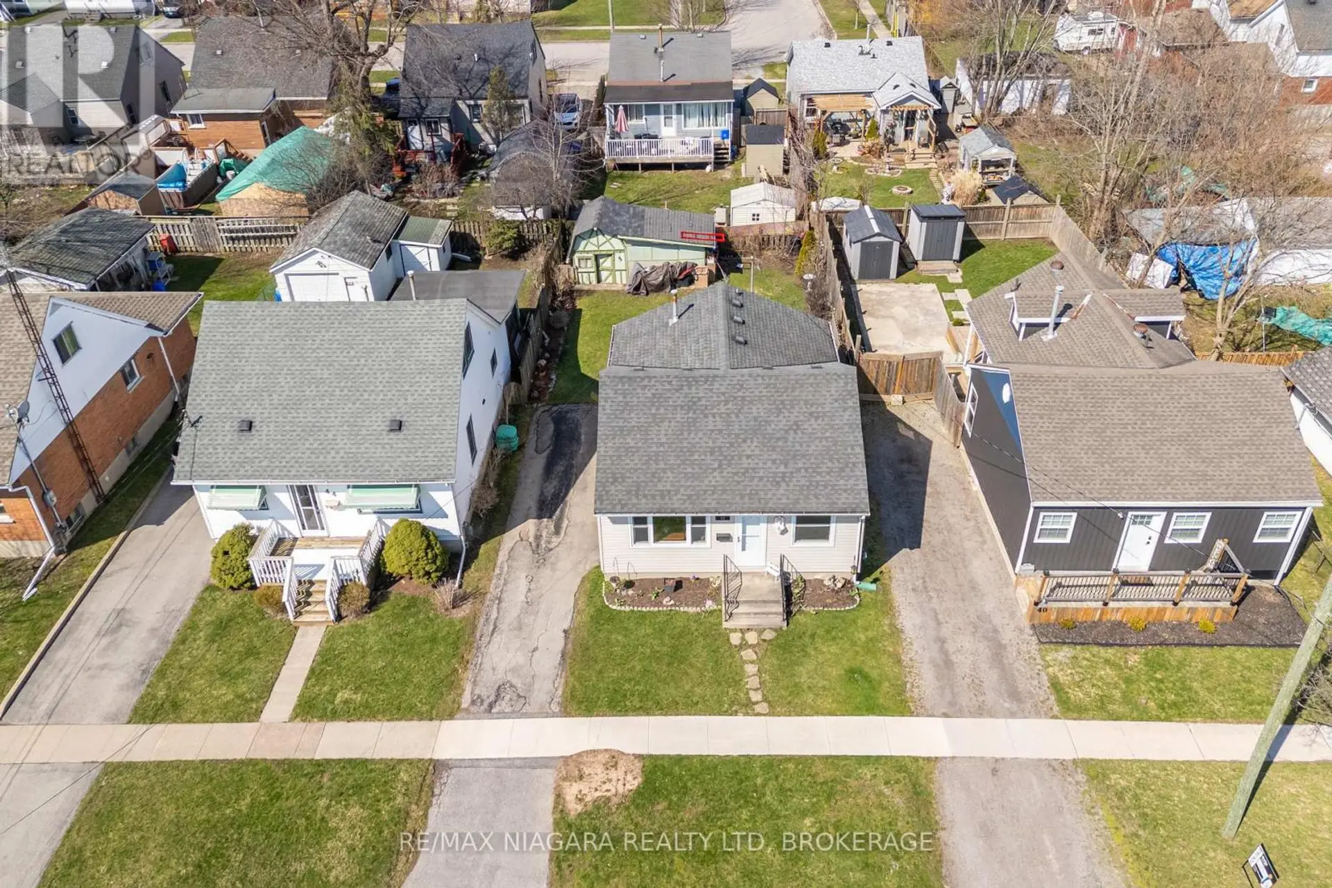 42 DOUGLAS STREET - Image 14