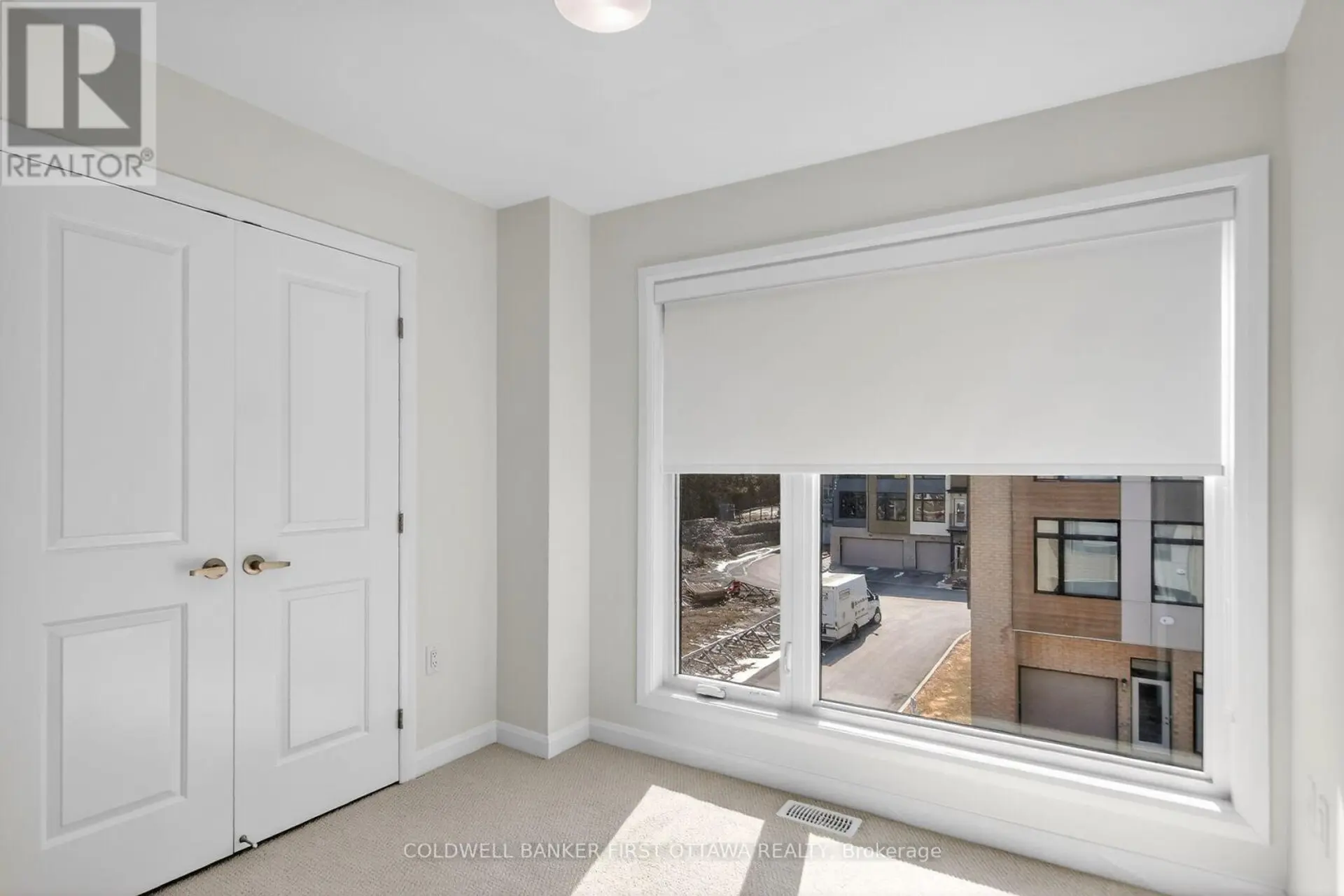 77 CHERRY BLOSSOM PRIVATE - Image 11