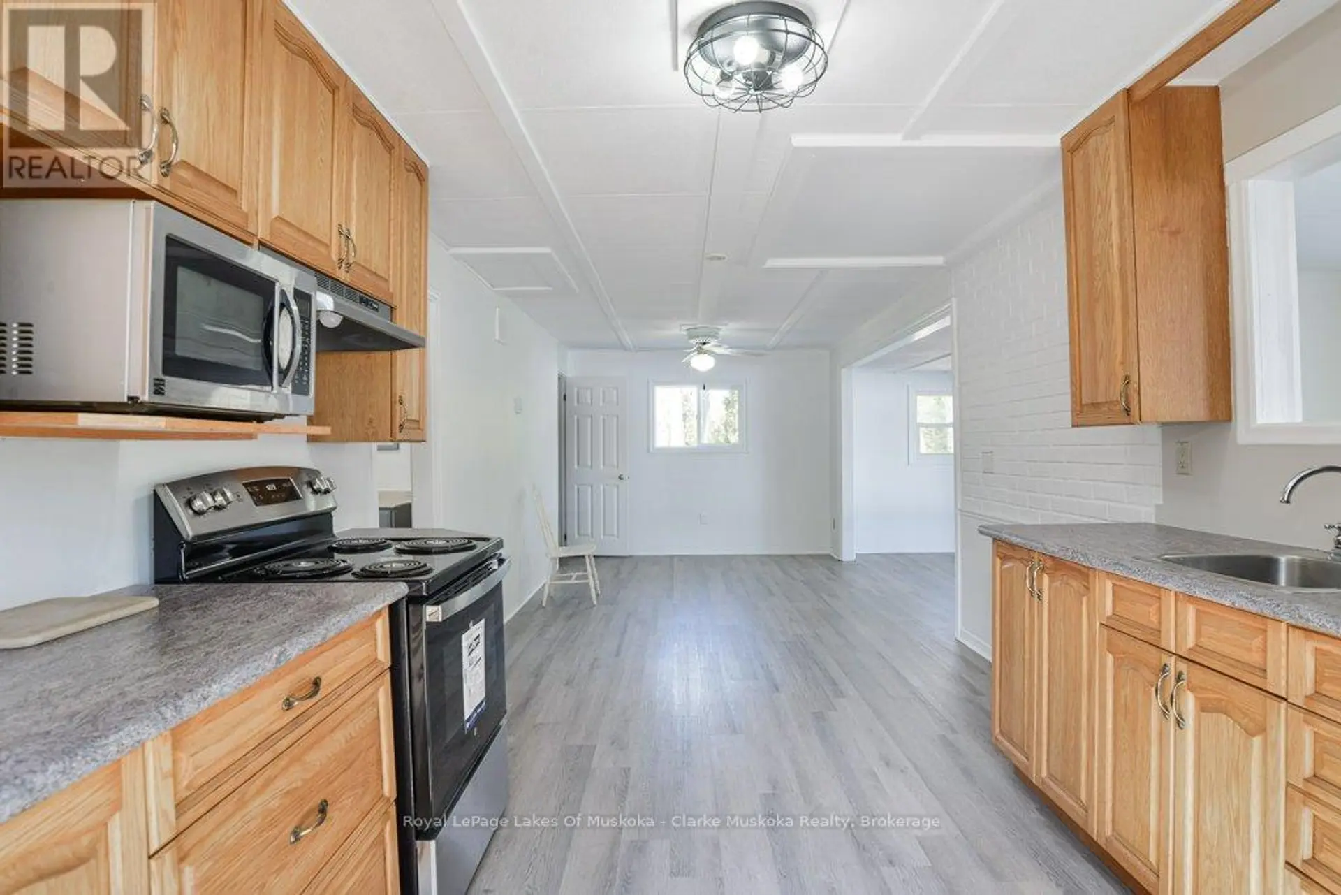 525 HIAWATHA ROAD - Image 5