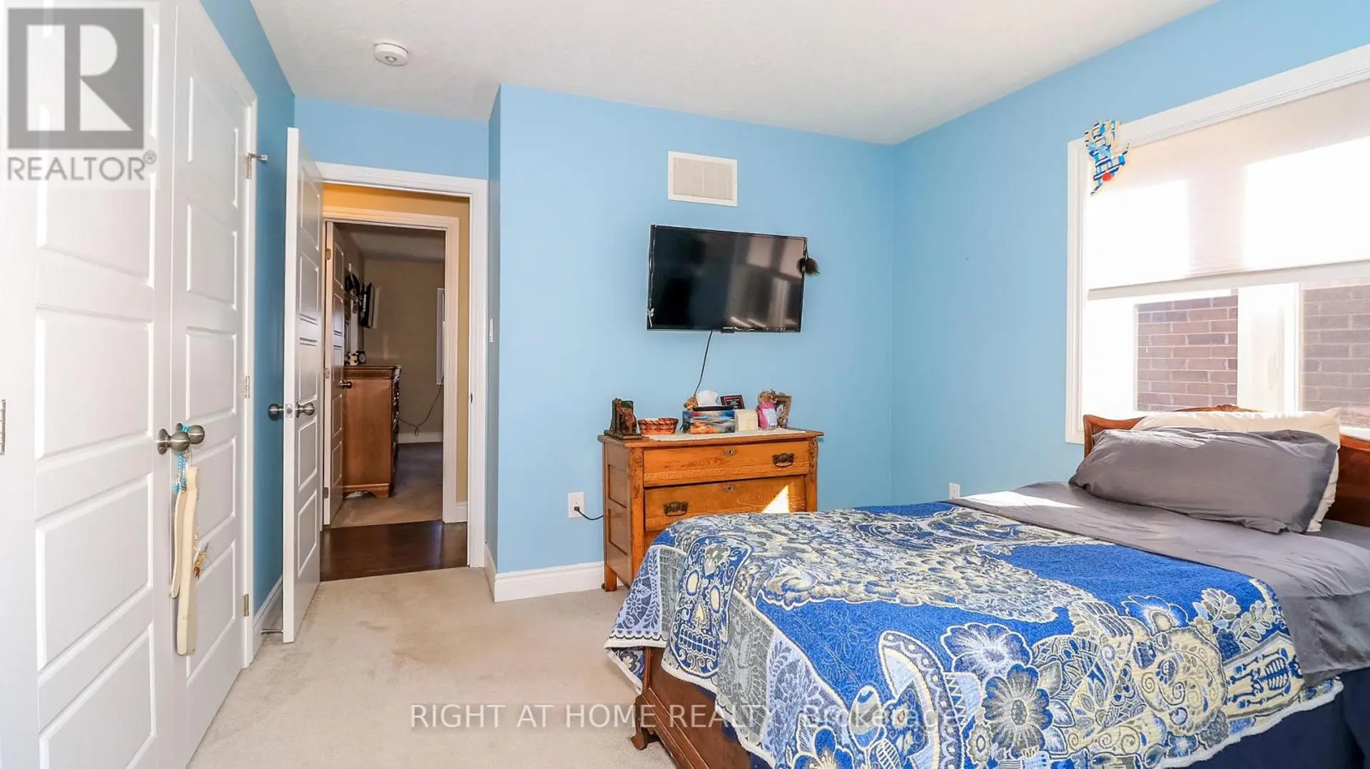 28 HUNTER AVENUE - Image 11