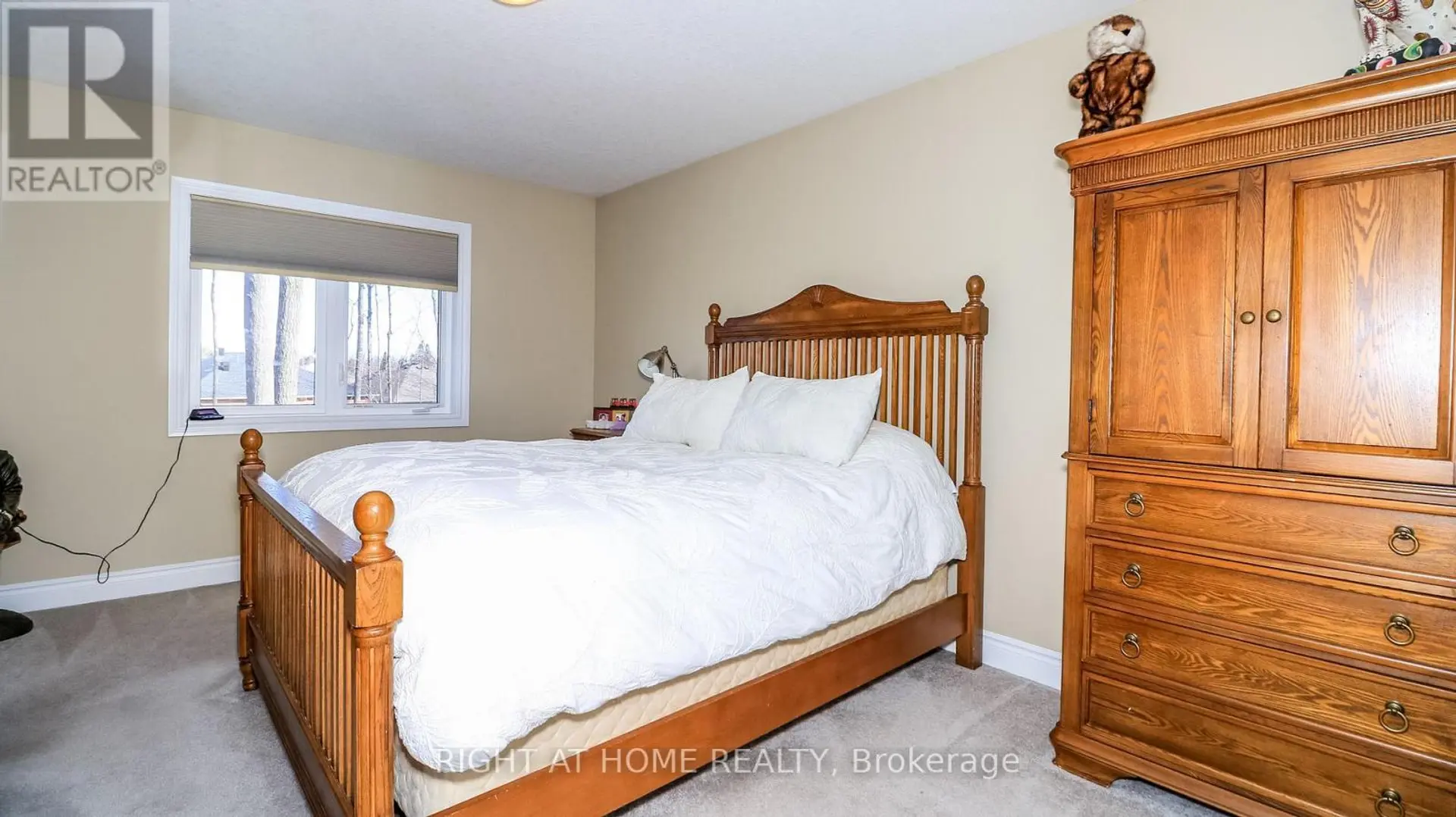 28 HUNTER AVENUE - Image 12