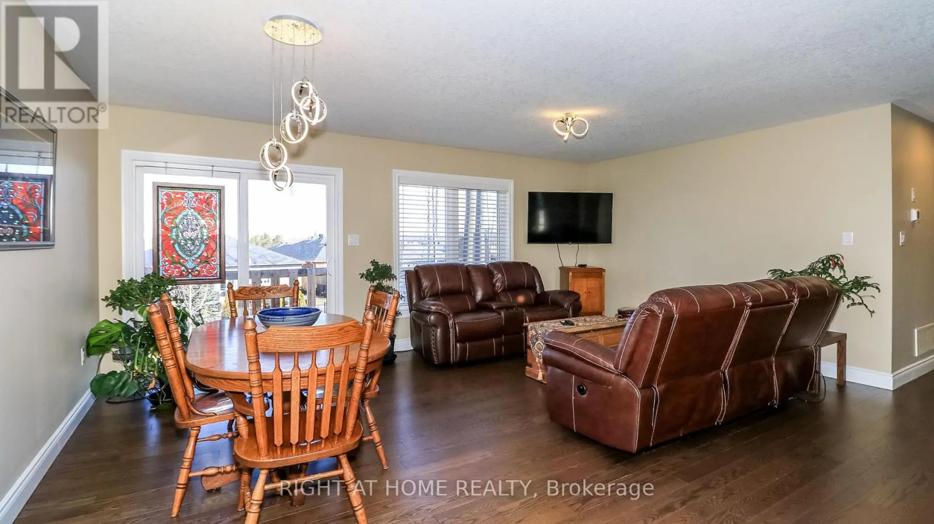 28 HUNTER AVENUE - Image 7