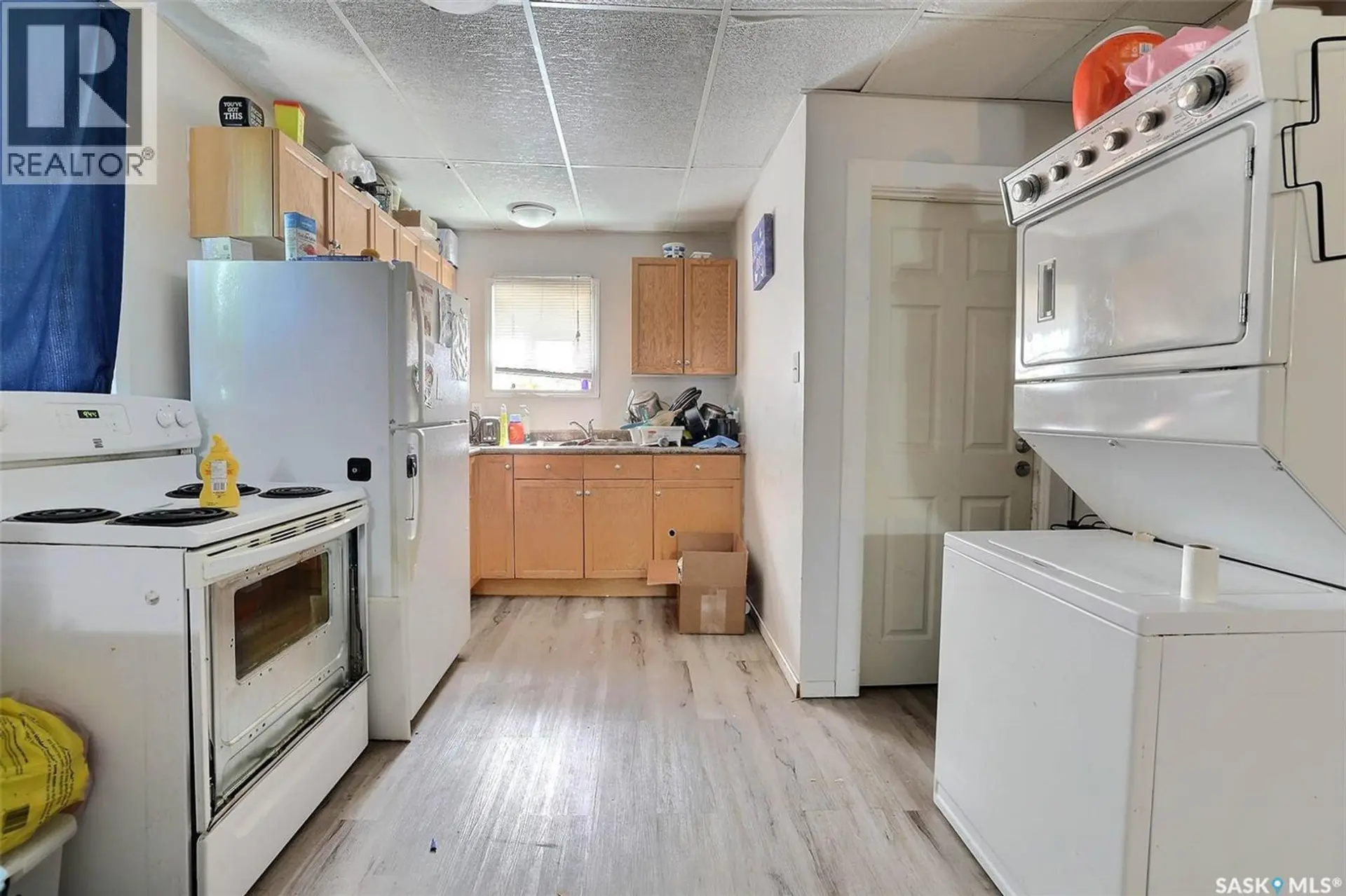 1001 ROBINSON STREET - Image 4