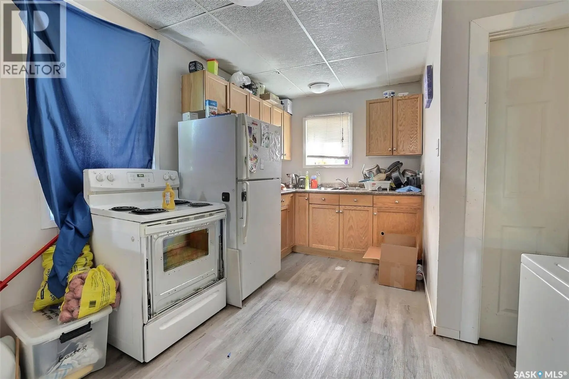 1001 ROBINSON STREET - Image 3
