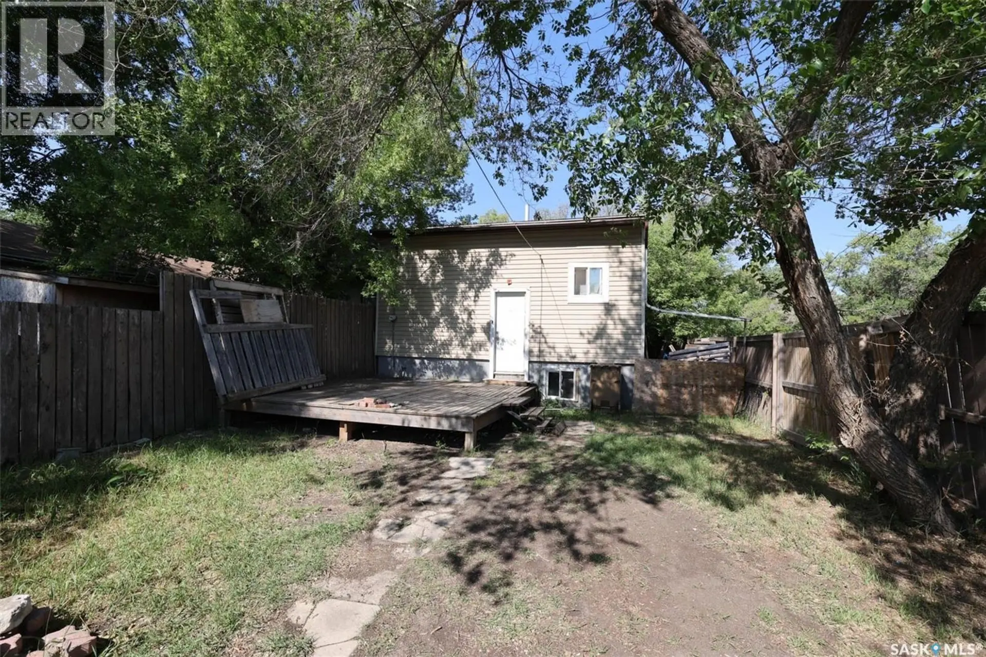 1001 ROBINSON STREET - Image 7