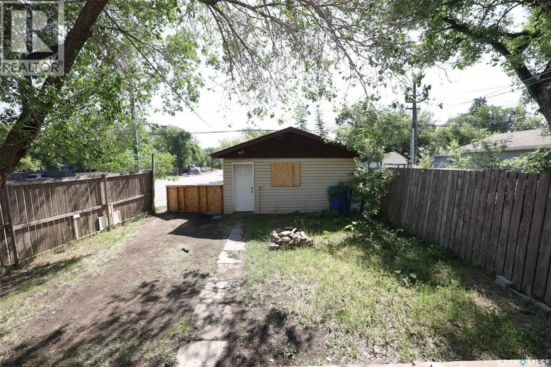 1001 ROBINSON STREET - Image 8