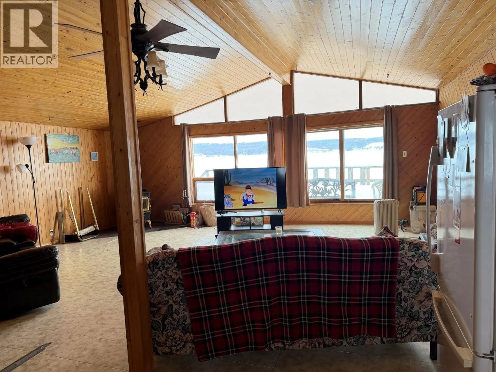 Property at 13234 LAKESHORE DRIVE, Charlie Lake, BC