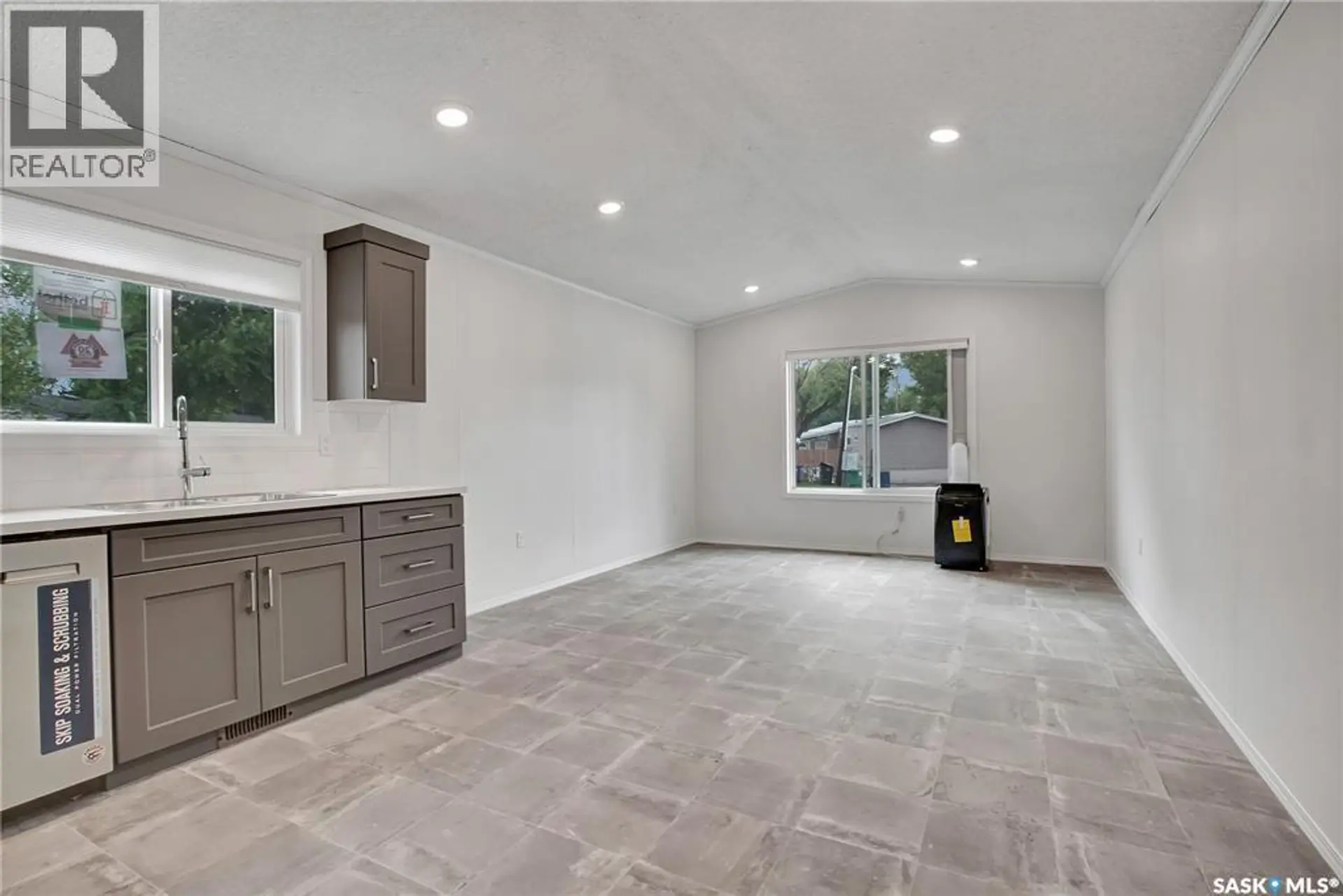 Property at 320 1524 RAYNER AVENUE, Saskatoon, SK