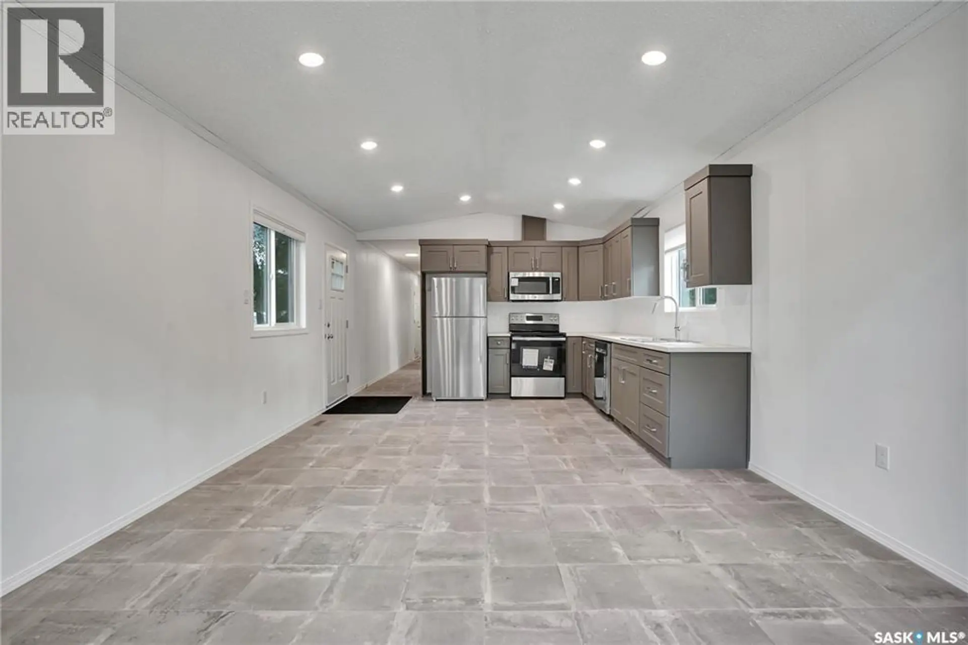 Property at 320 1524 RAYNER AVENUE, Saskatoon, SK