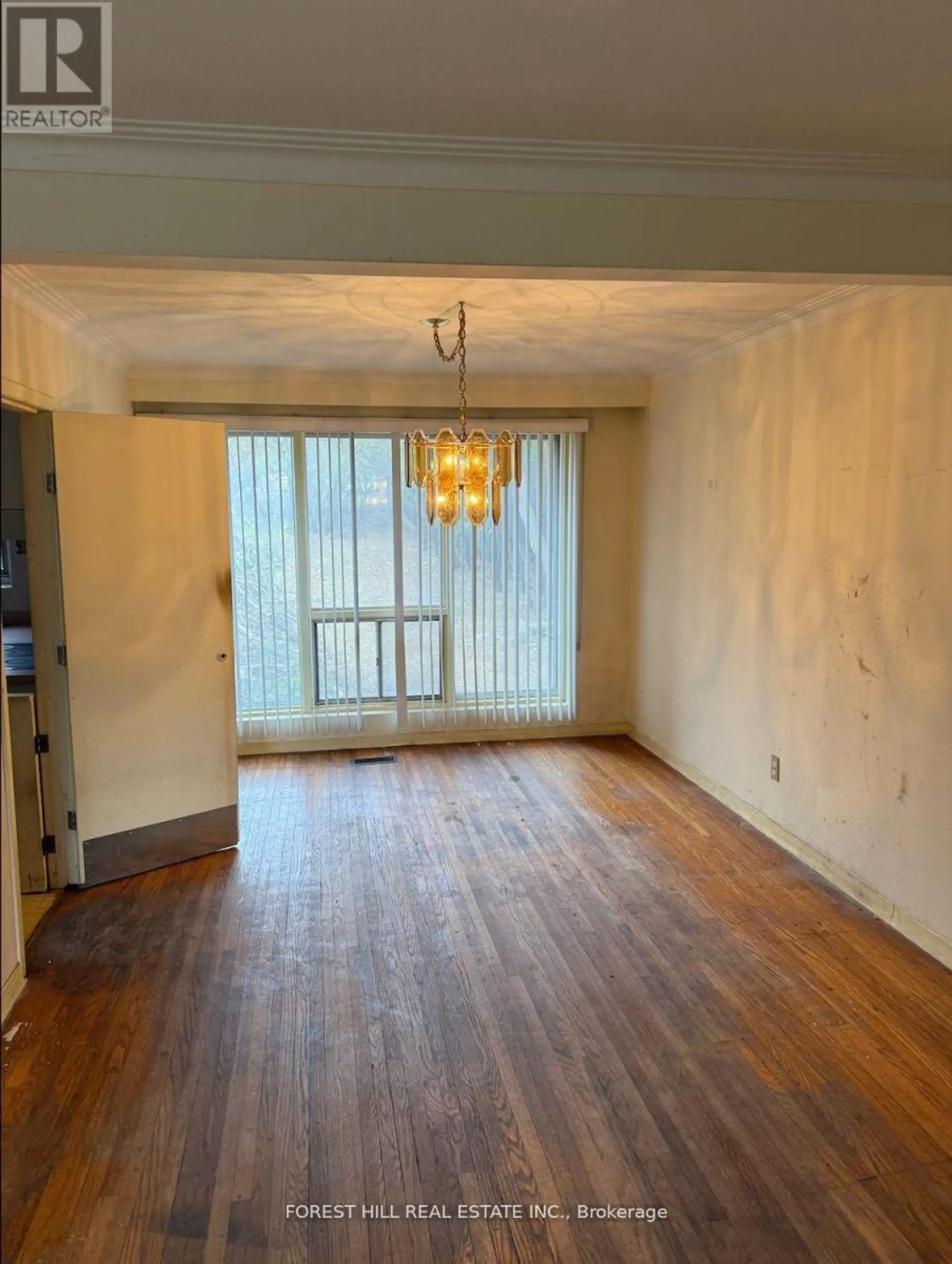 176 MAY AVENUE - Image 1