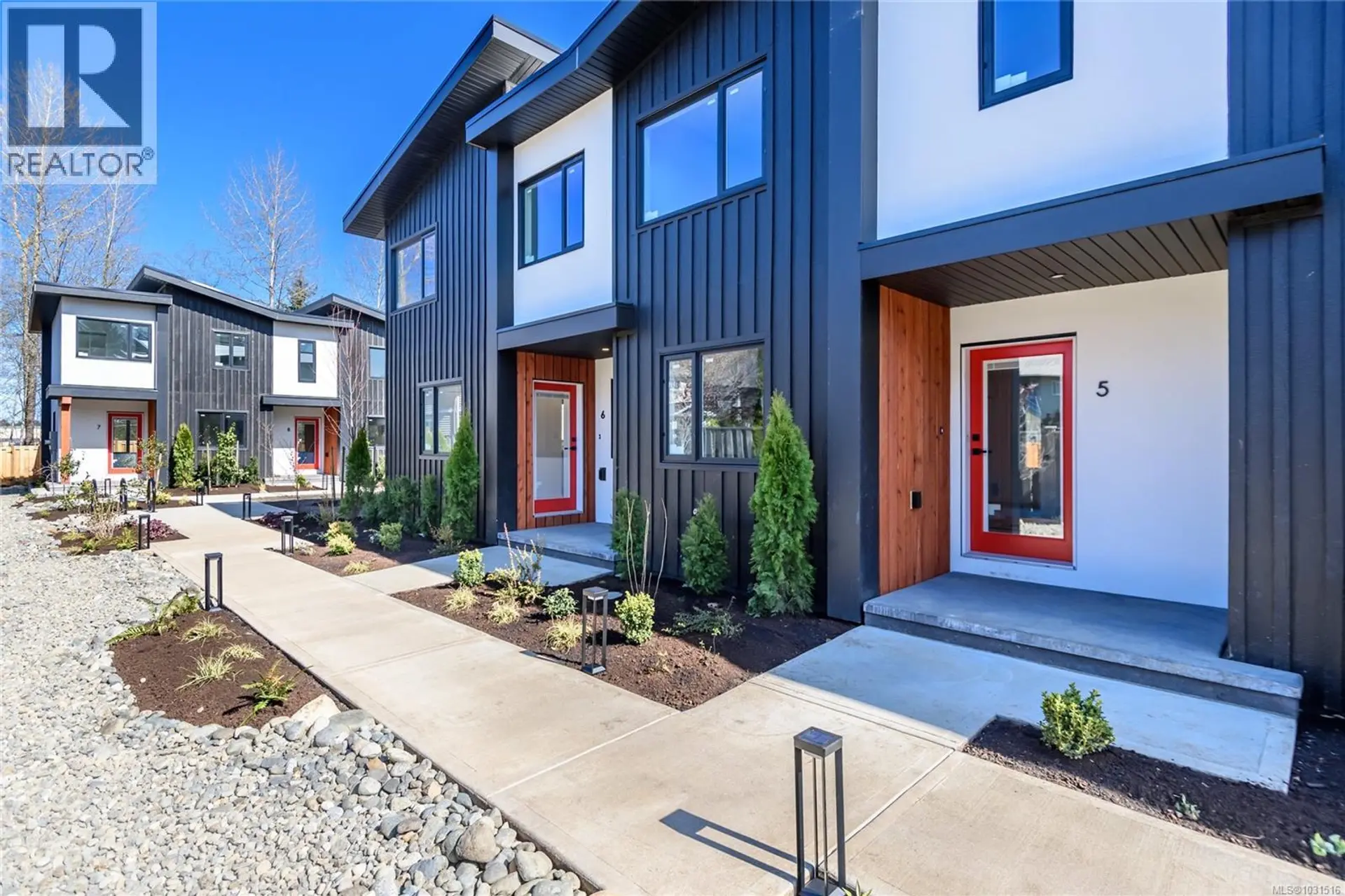 Property at #5 1590 PIERCY AVE, Courtenay, BC