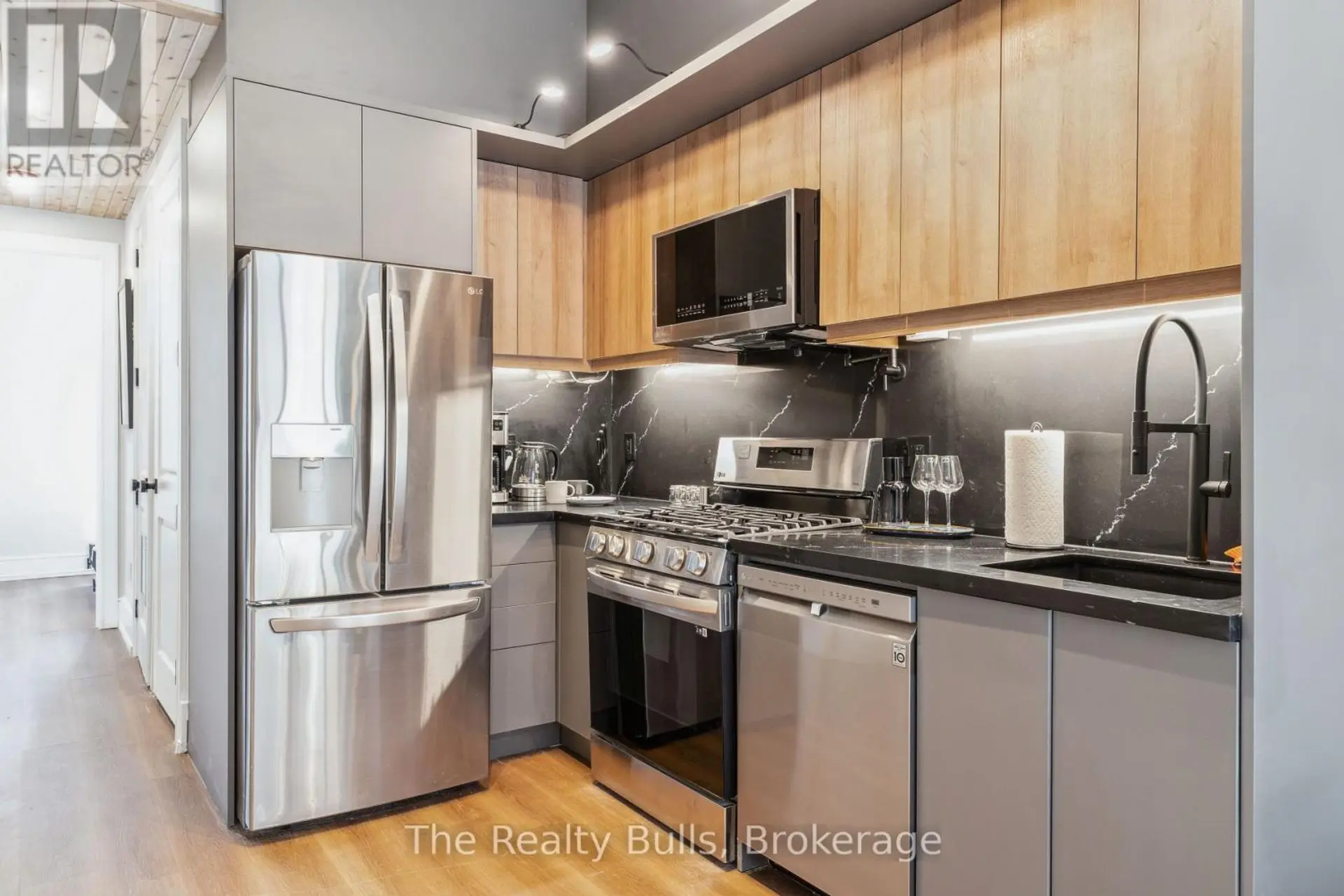 Property at 1320 QUEEN STREET W, Toronto, ON