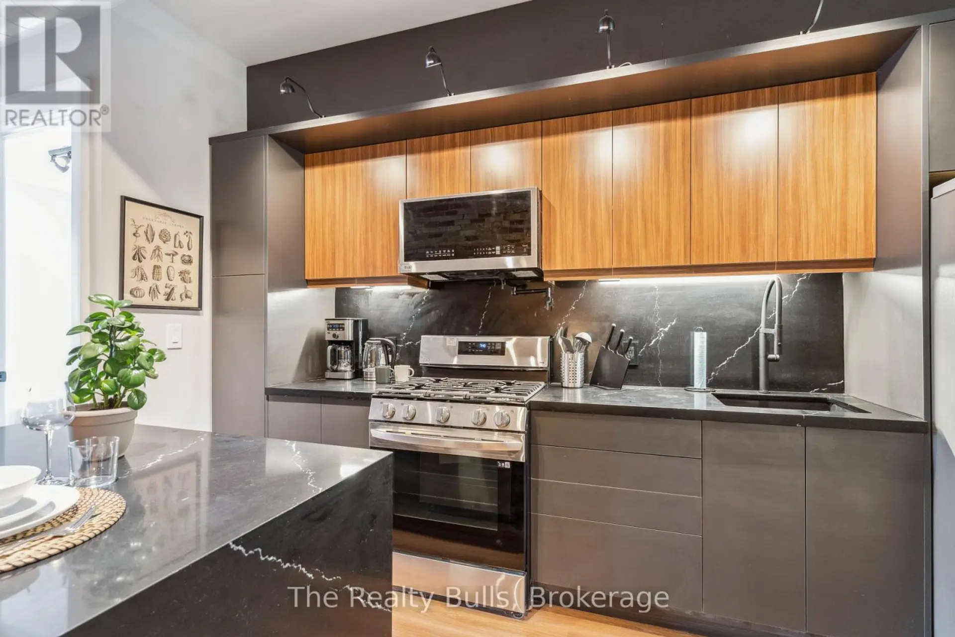 Property at 1320 QUEEN STREET W, Toronto, ON