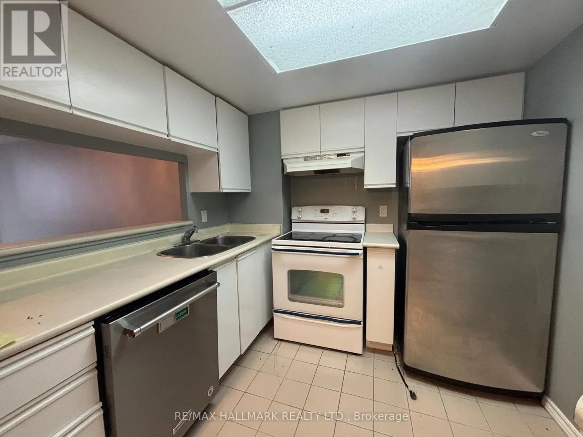 #1003 1470 MIDLAND AVENUE - Image 2