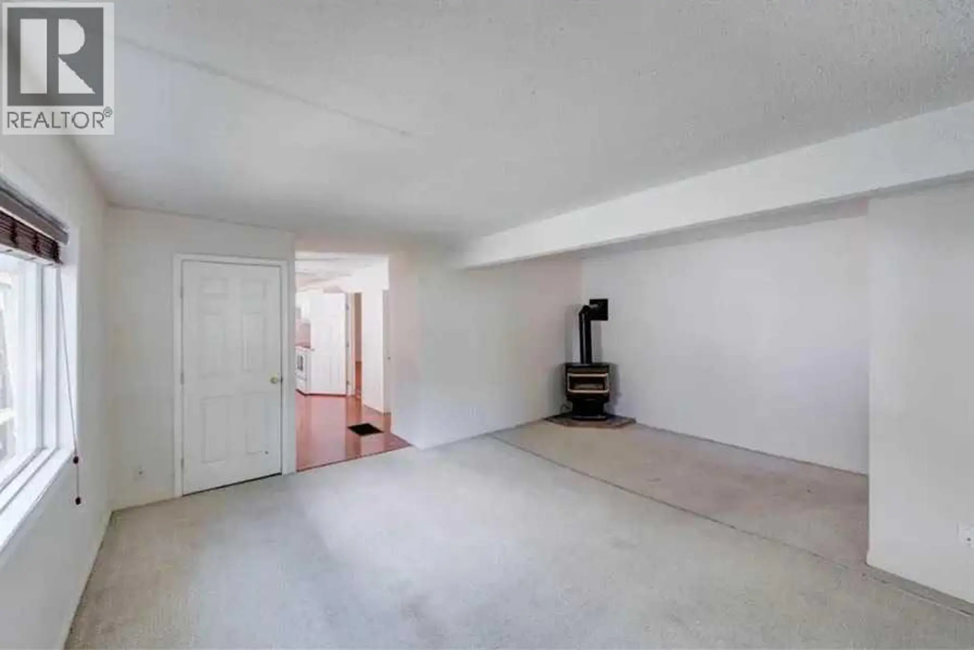 6622 18A Street SE - Image 6