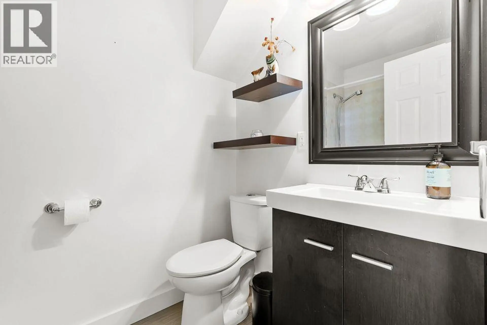 Property at #304 3155 GORDON DRIVE, Kelowna, BC