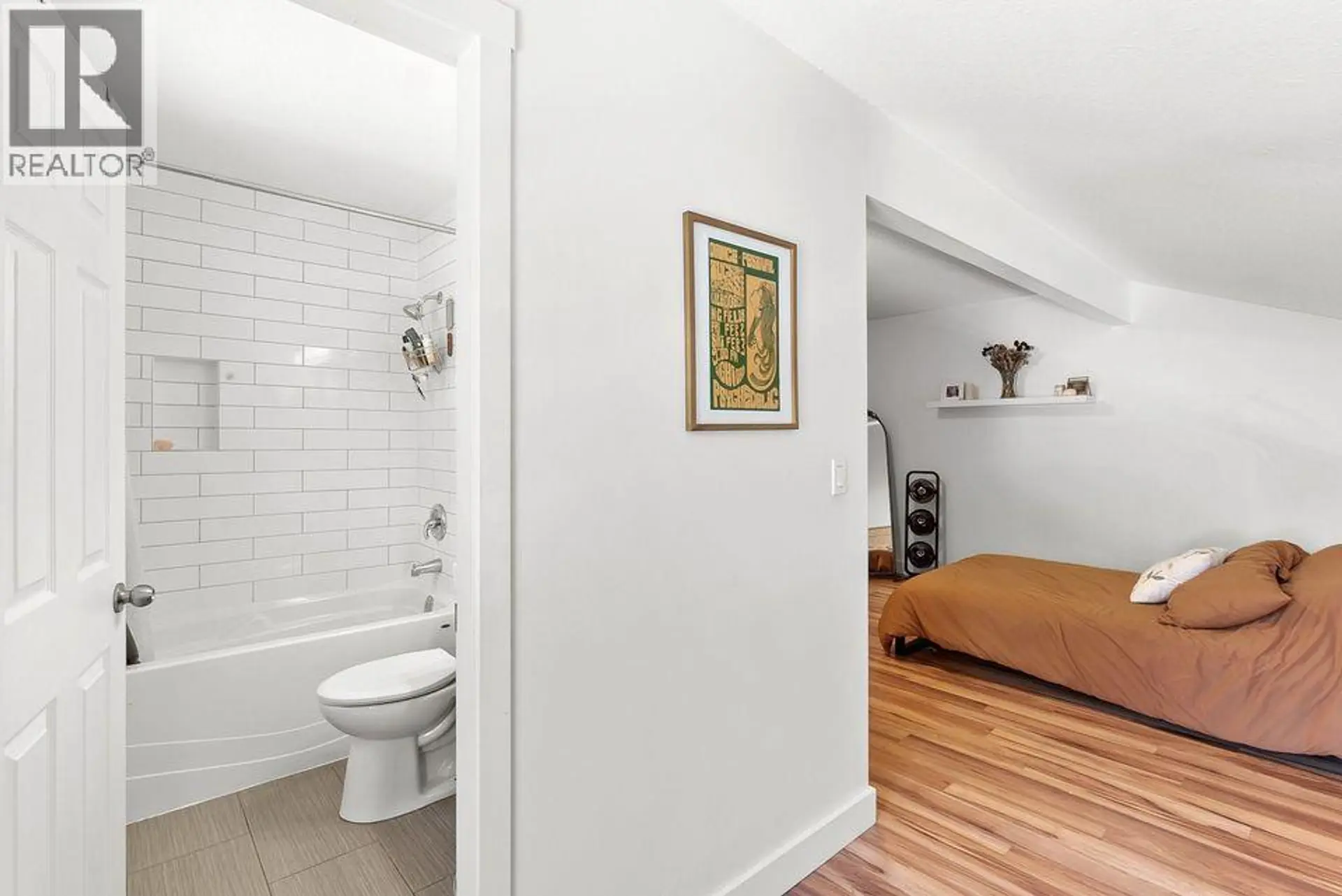 Property at #304 3155 GORDON DRIVE, Kelowna, BC