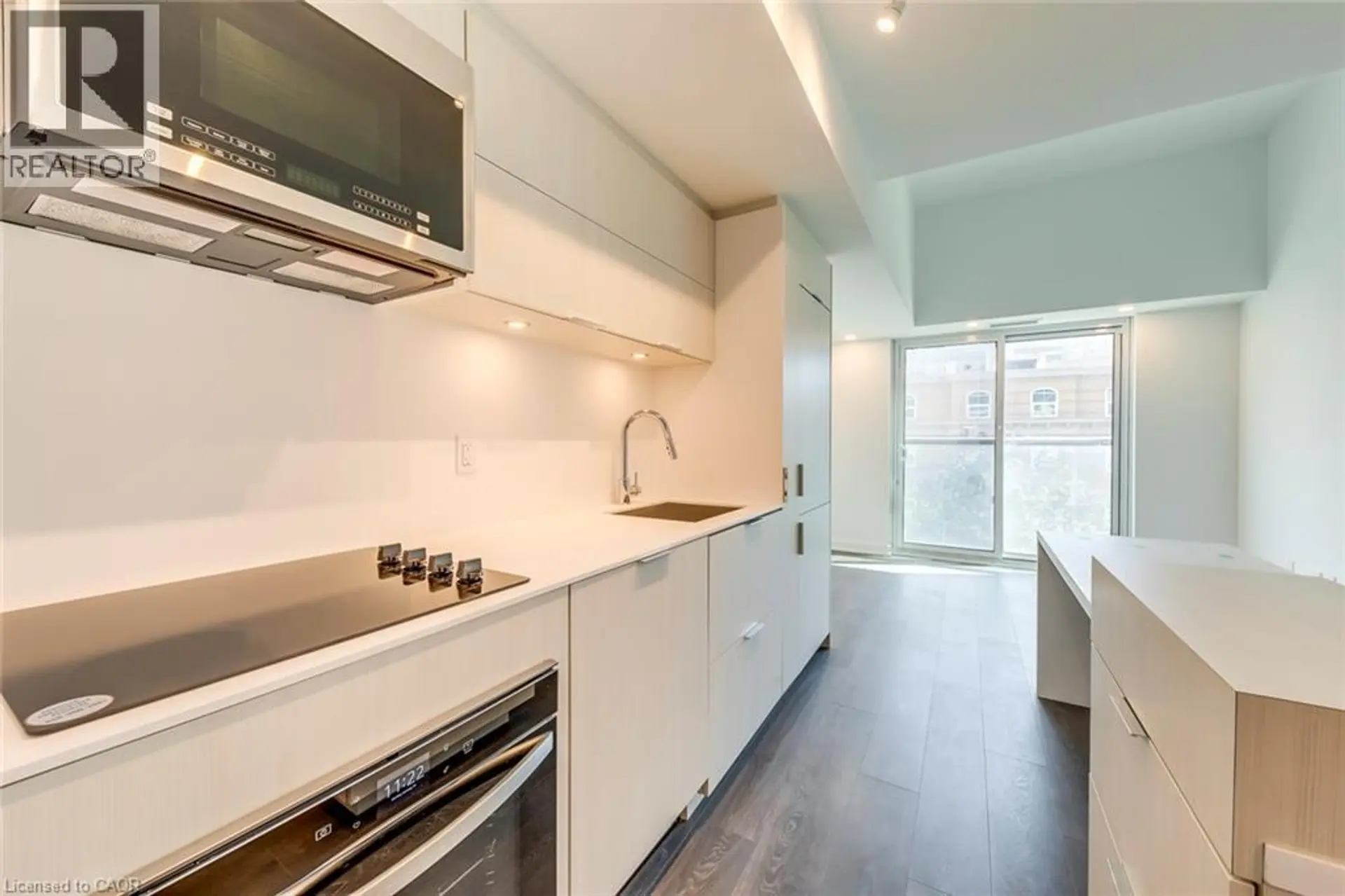 #303 370 MARTHA STREET - Image 5