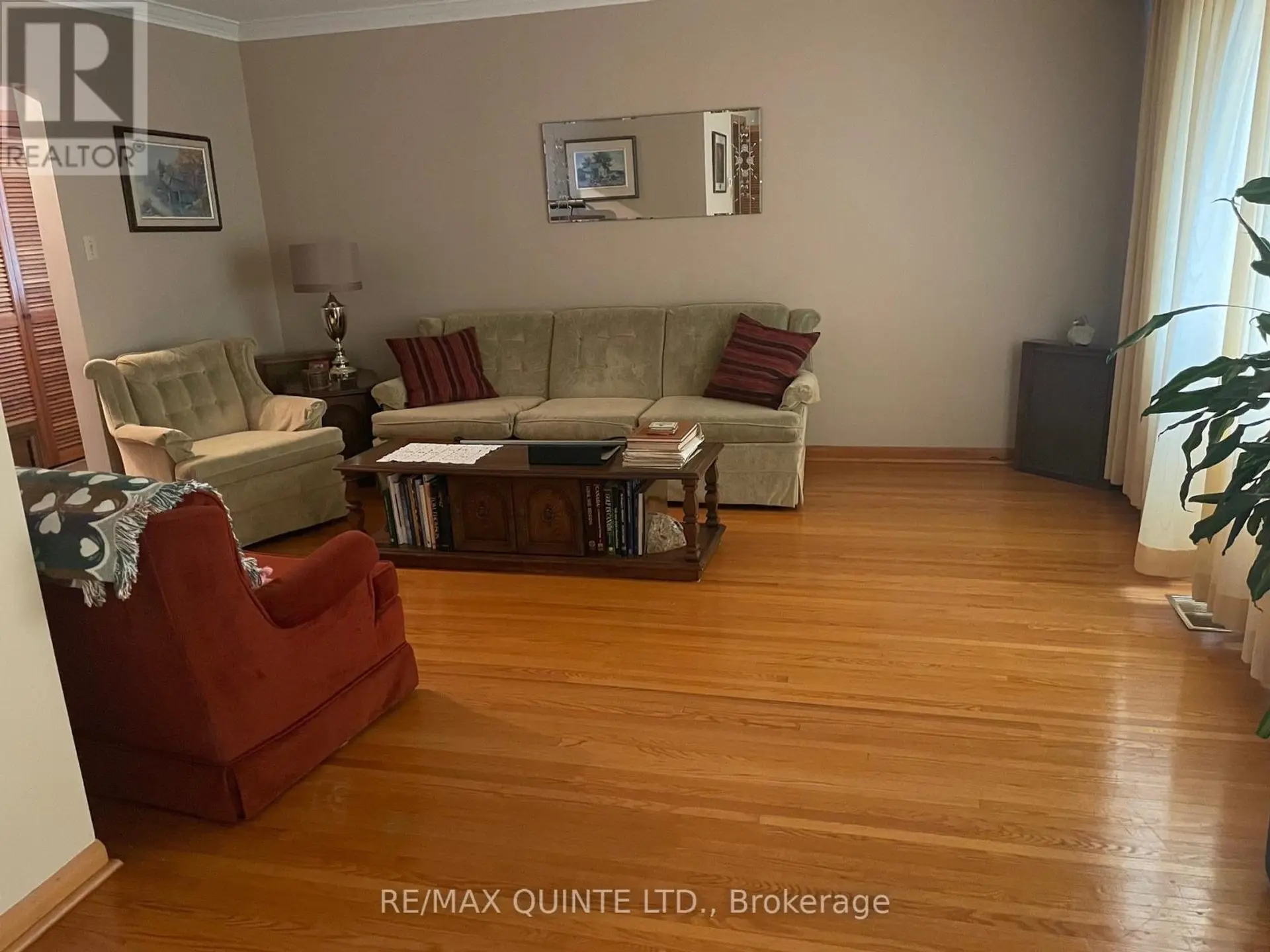 16 BELVEDERE ROAD - Image 6