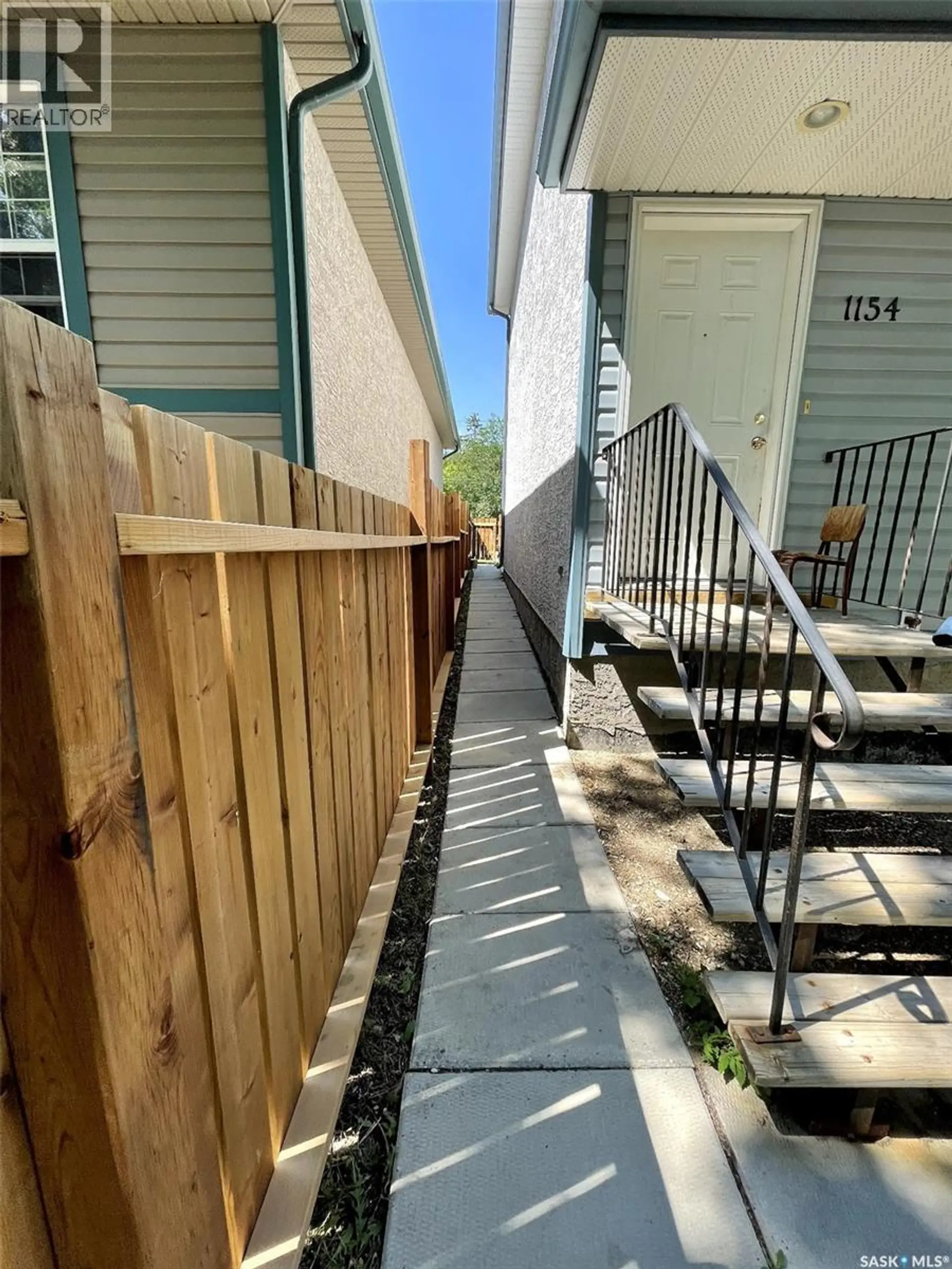 1154 Retallack STREET - Image 3
