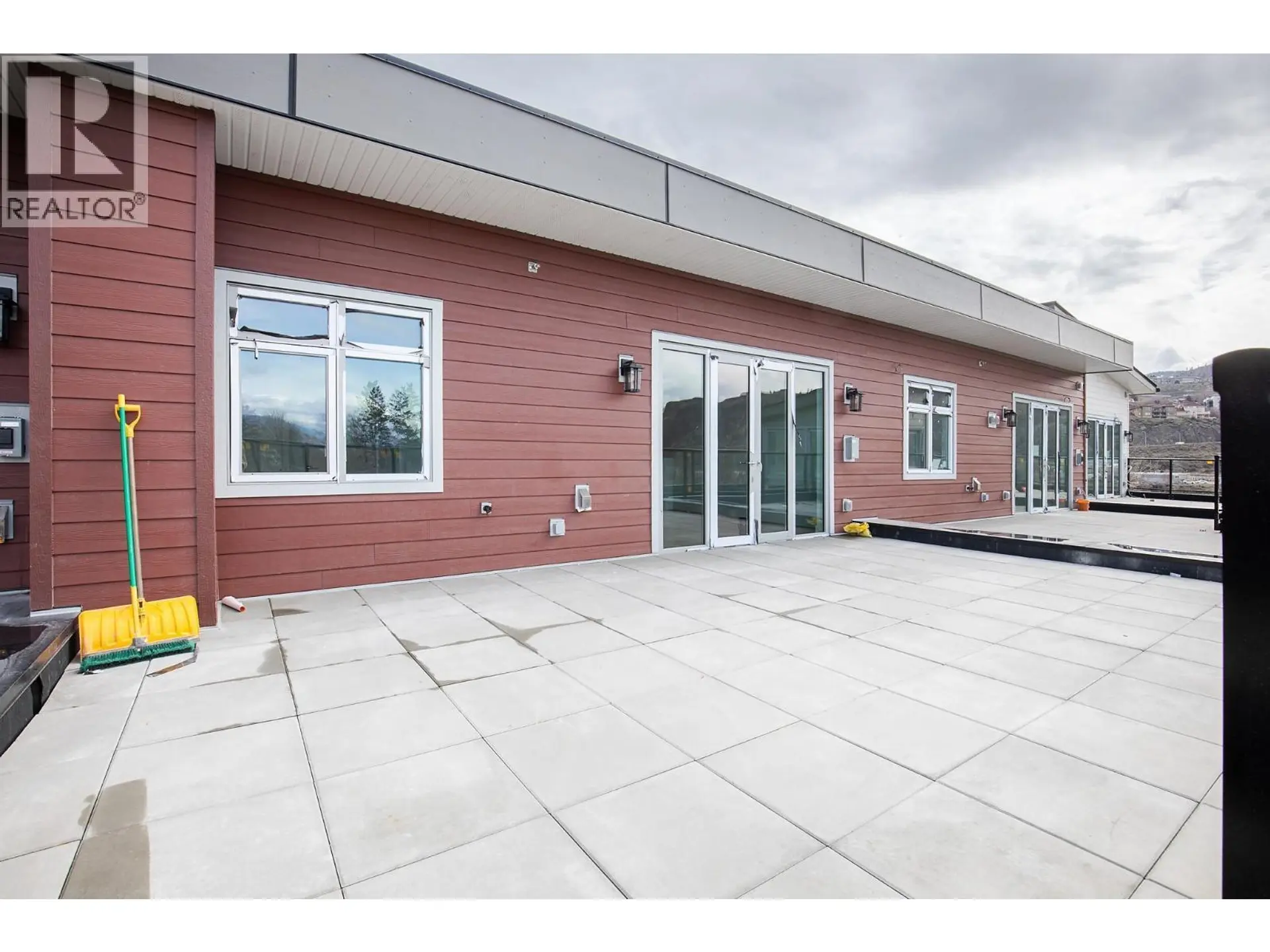 Property at #402 215 ROYAL AVENUE, Kamloops, BC