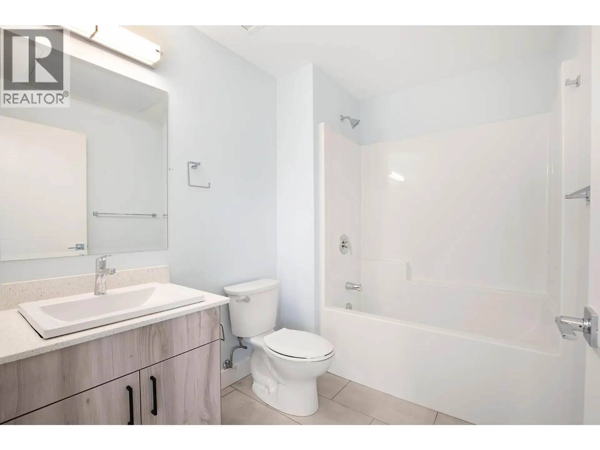 Property at #402 215 ROYAL AVENUE, Kamloops, BC