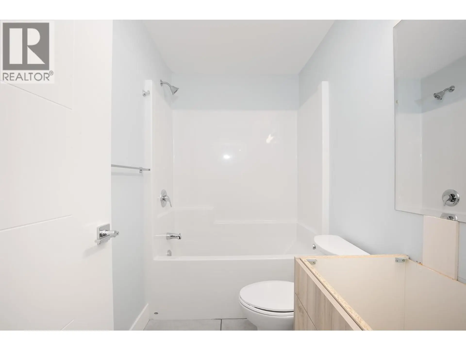 Property at #305 215 ROYAL AVENUE, Kamloops, BC