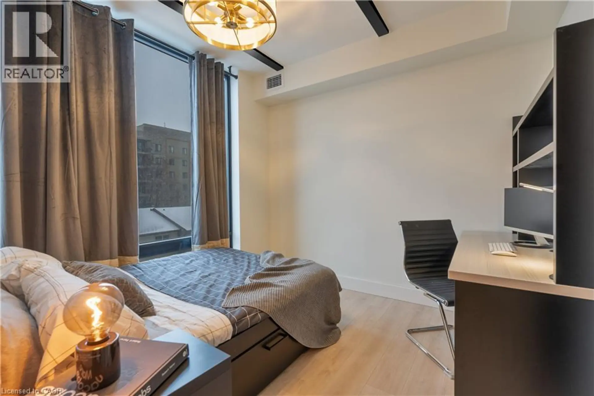 #1027 145 COLUMBIA STREET W - Image 11