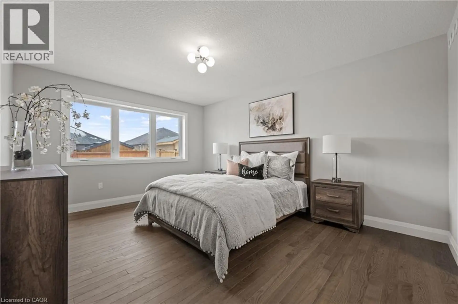 218 BRIDGE Crescent - Image 5
