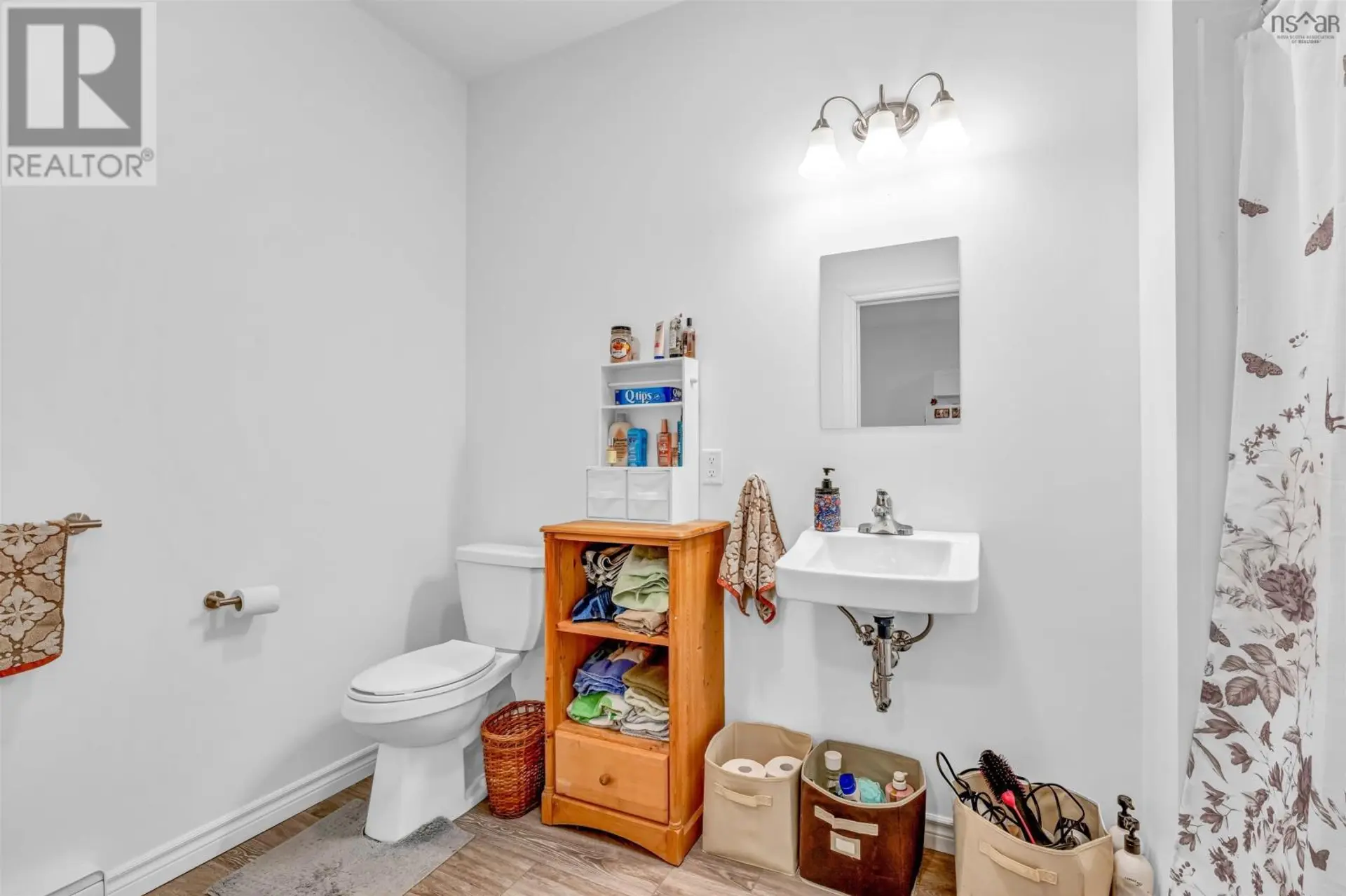 Property at 47 EAST JEDDORE ROAD, Oyster Pond, NS