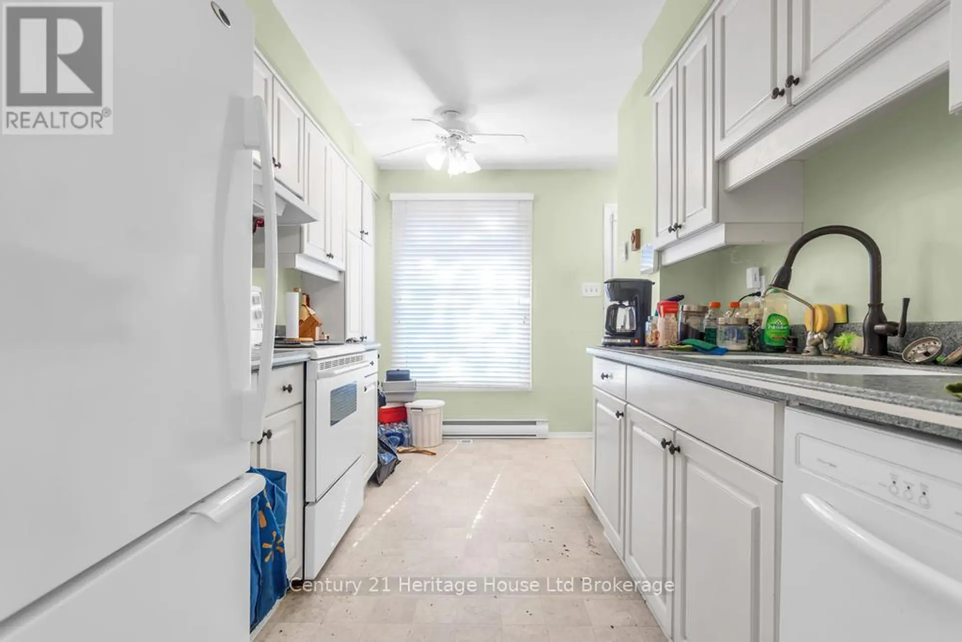 #18 1 LAMERS COURT - Image 6