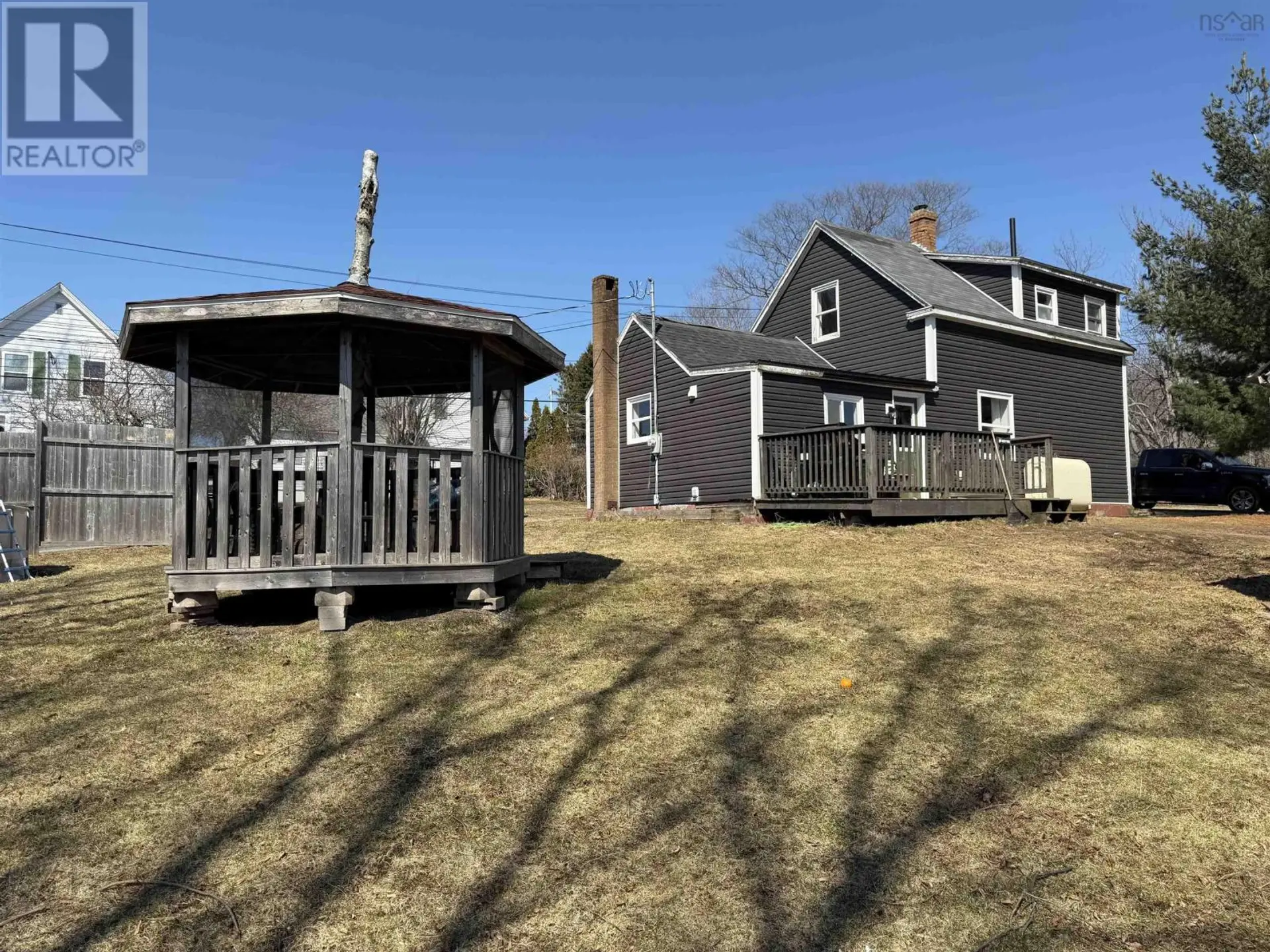 Property at 71 ELLIOTT STREET, Pictou, NS