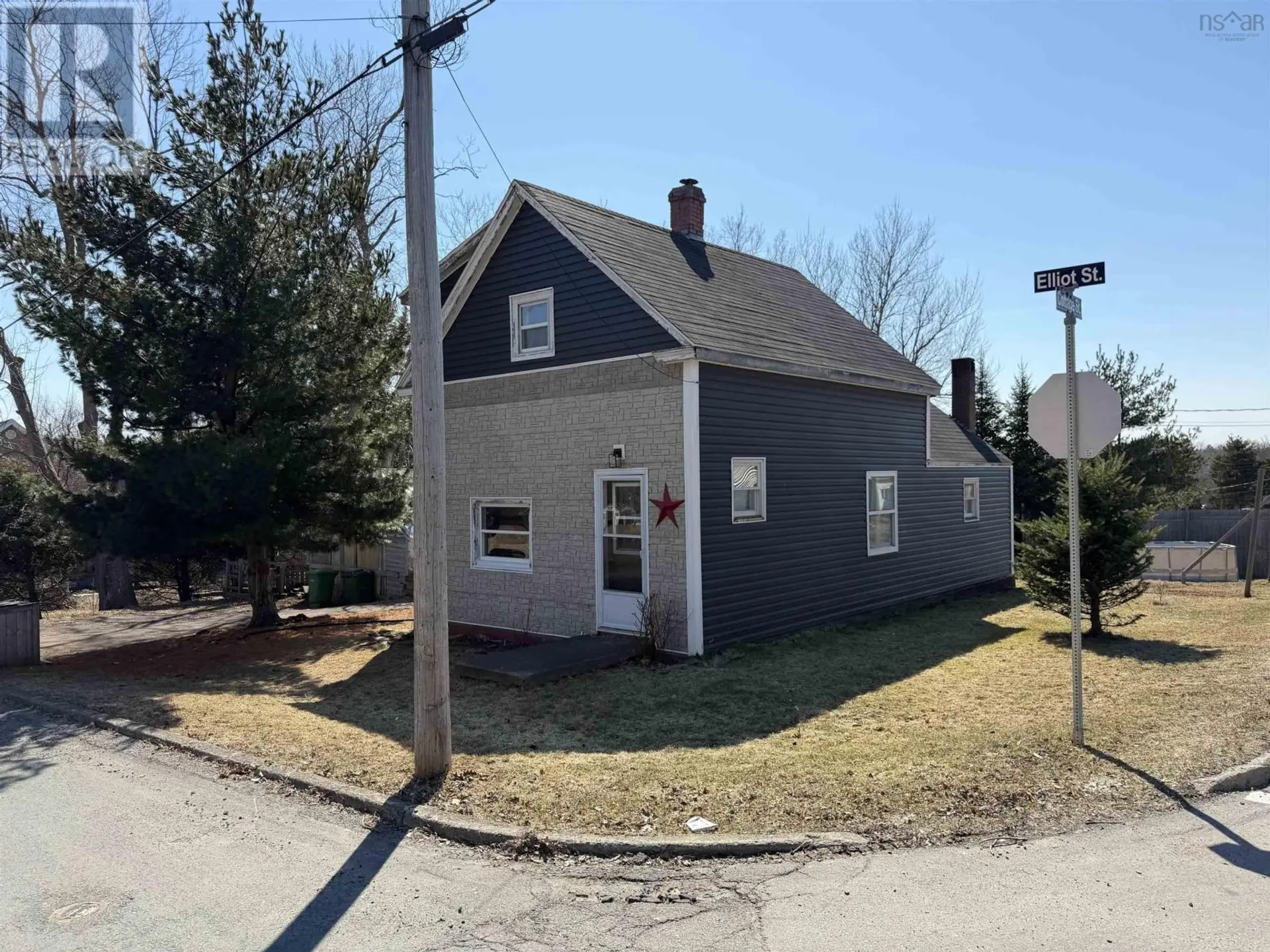 Property at 71 ELLIOTT STREET, Pictou, NS