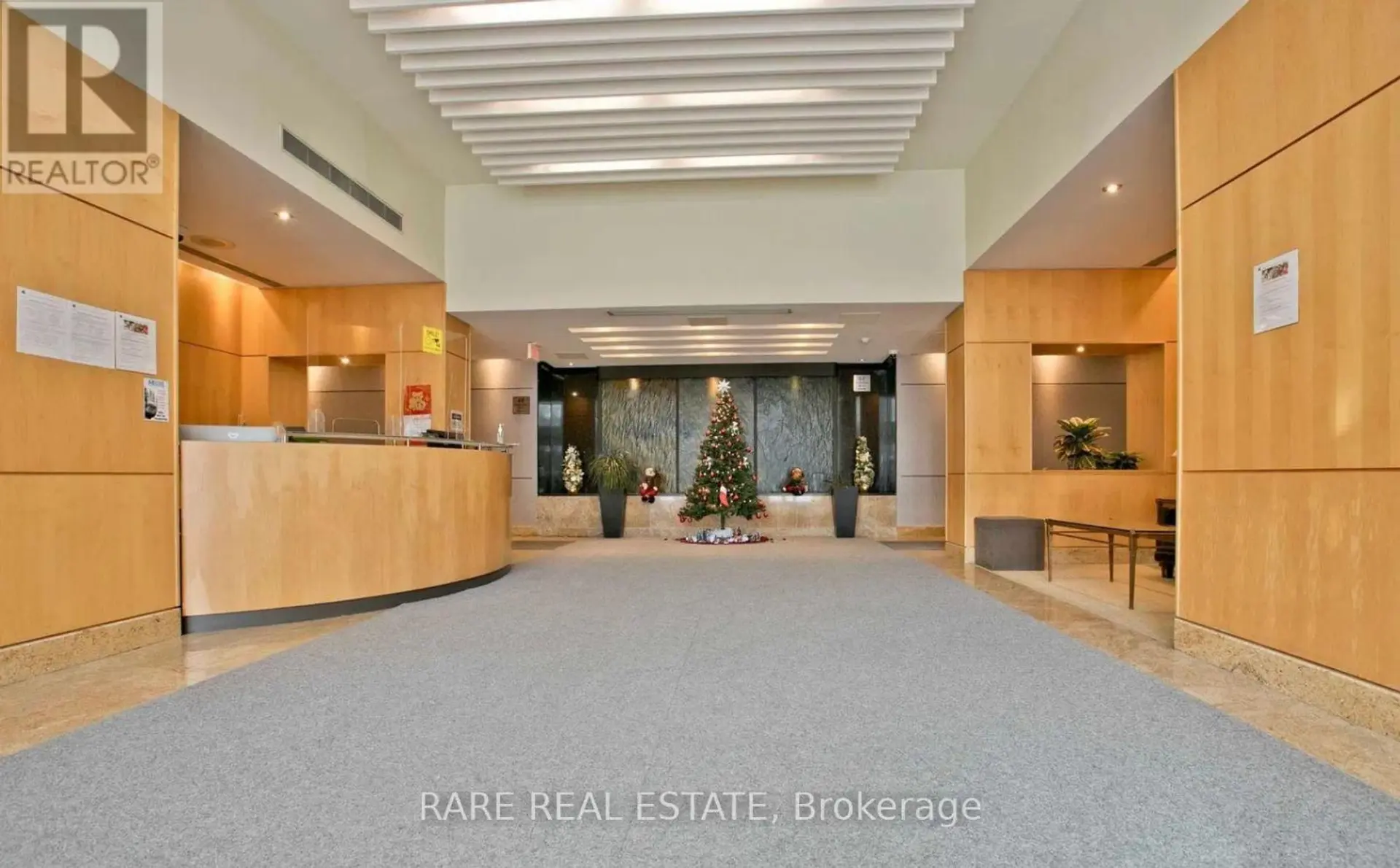#1015 62 SUNCREST BOULEVARD - Image 3