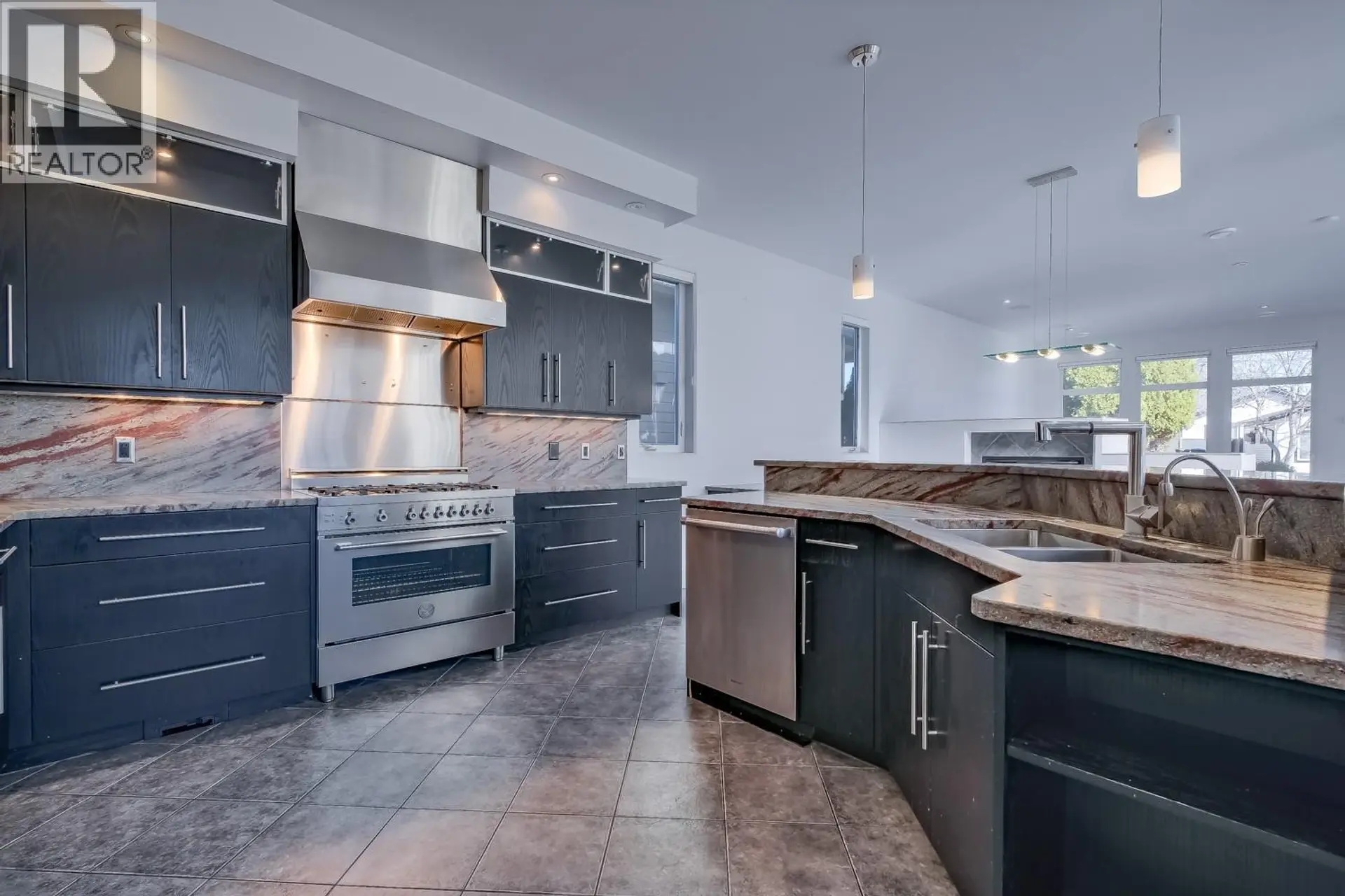 Property at 839 MANHATTAN DRIVE, Kelowna, BC