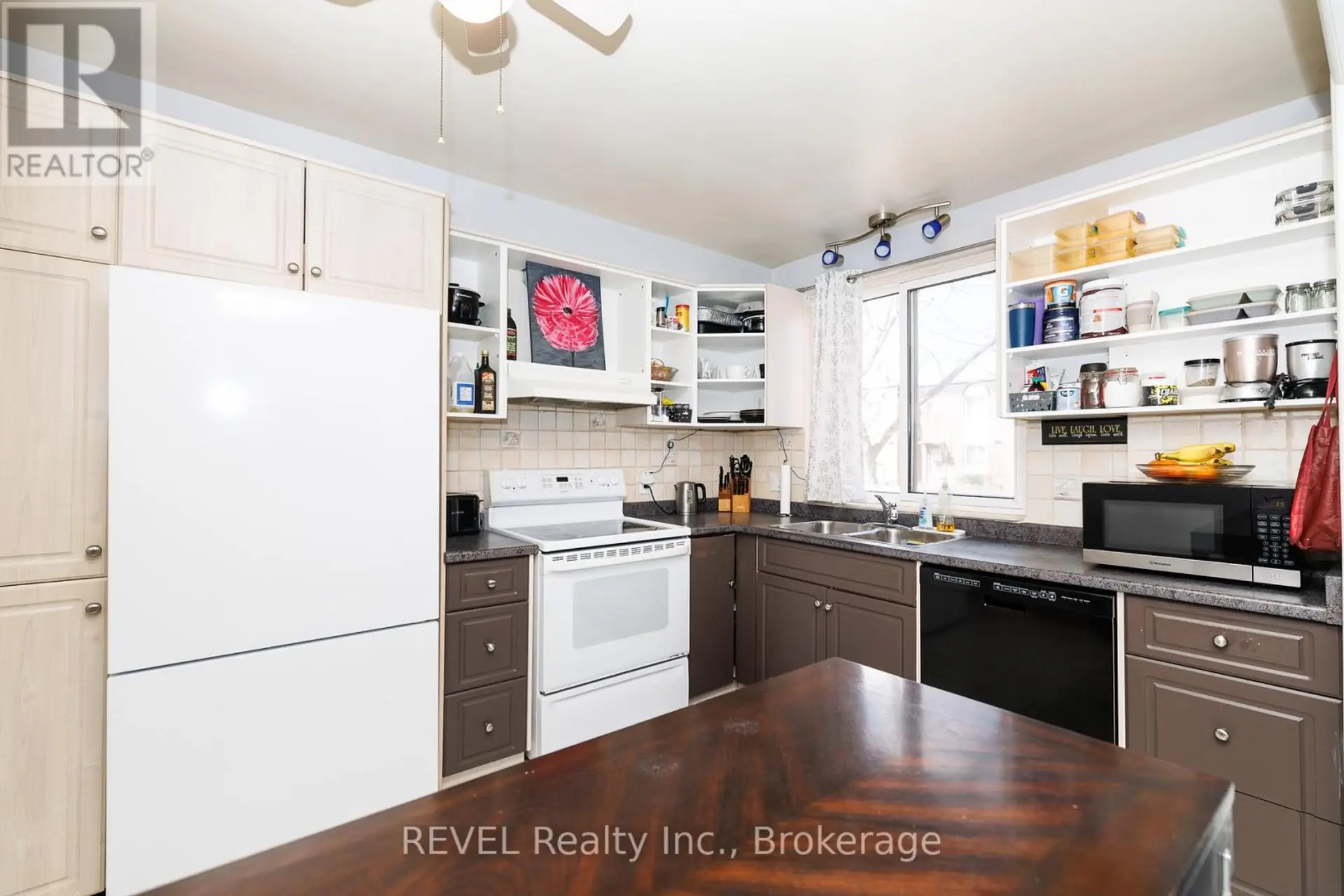 #25 6476 HUGGINS STREET - Image 5