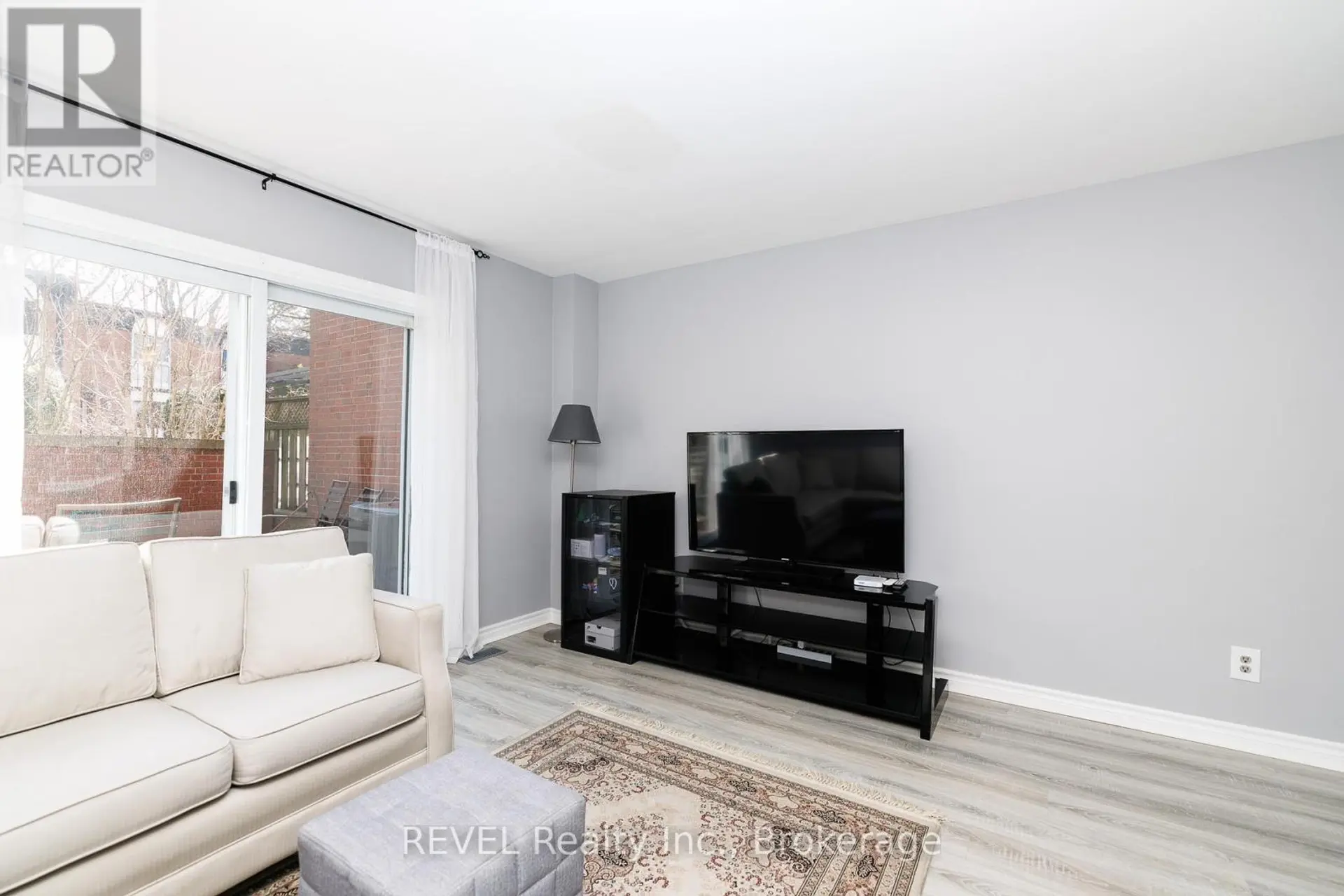#25 6476 HUGGINS STREET - Image 8